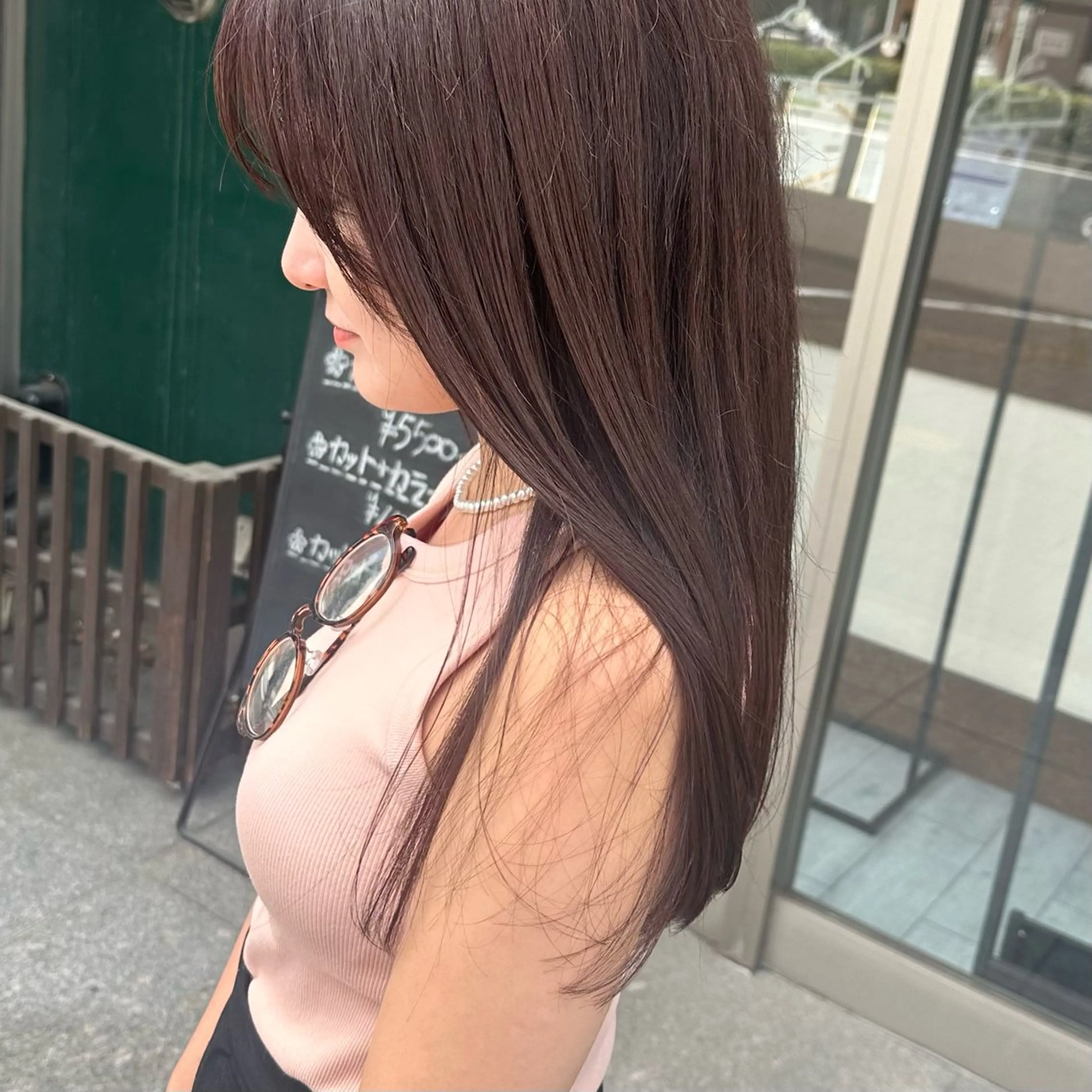 ロング カラー ブラウンカラー ラベンダーカラー カット ヘアカラー 縮毛矯正 トリートメント minim / miku 暖色カラーのヘアスタイル