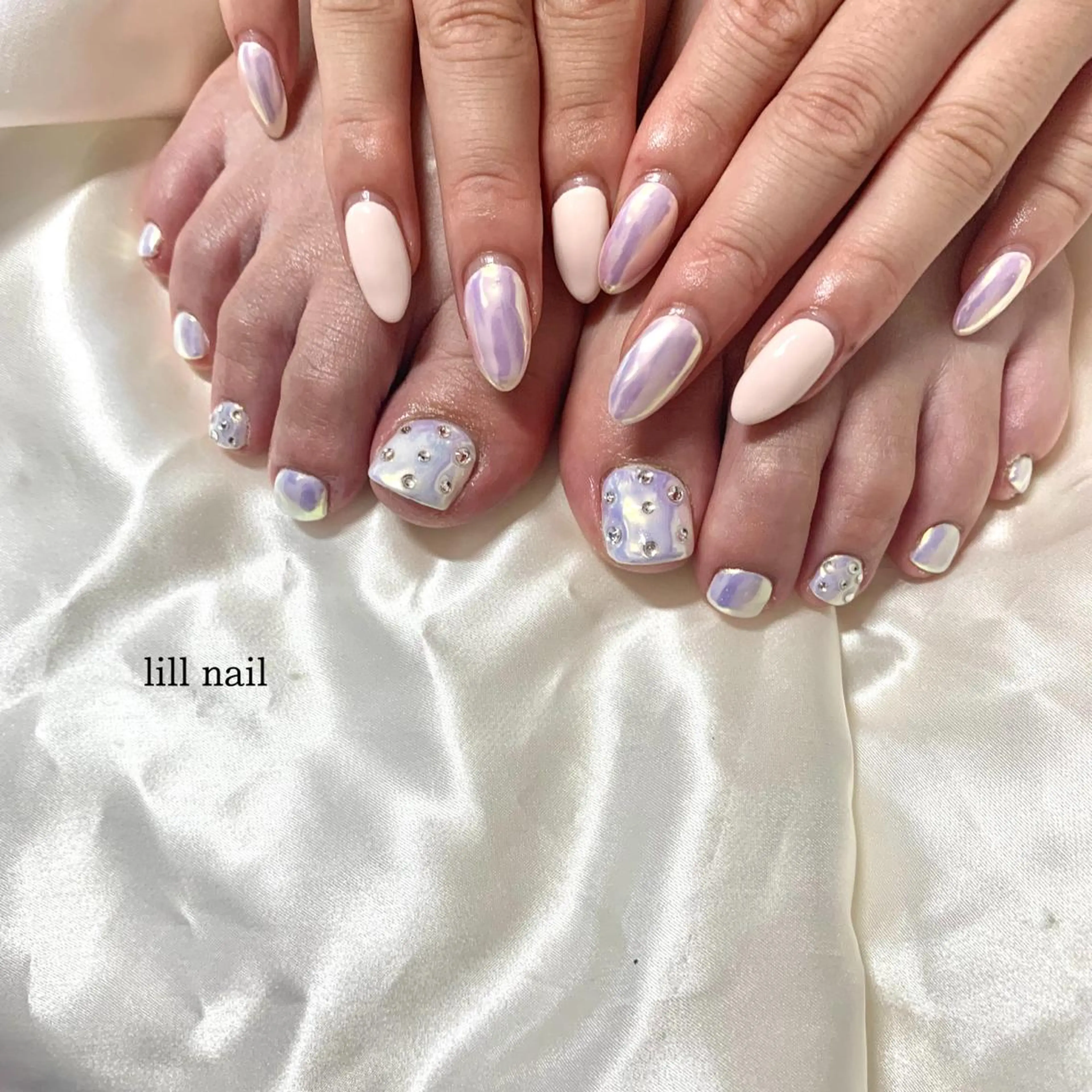 セミロング pllia beautyのネイルデザイン