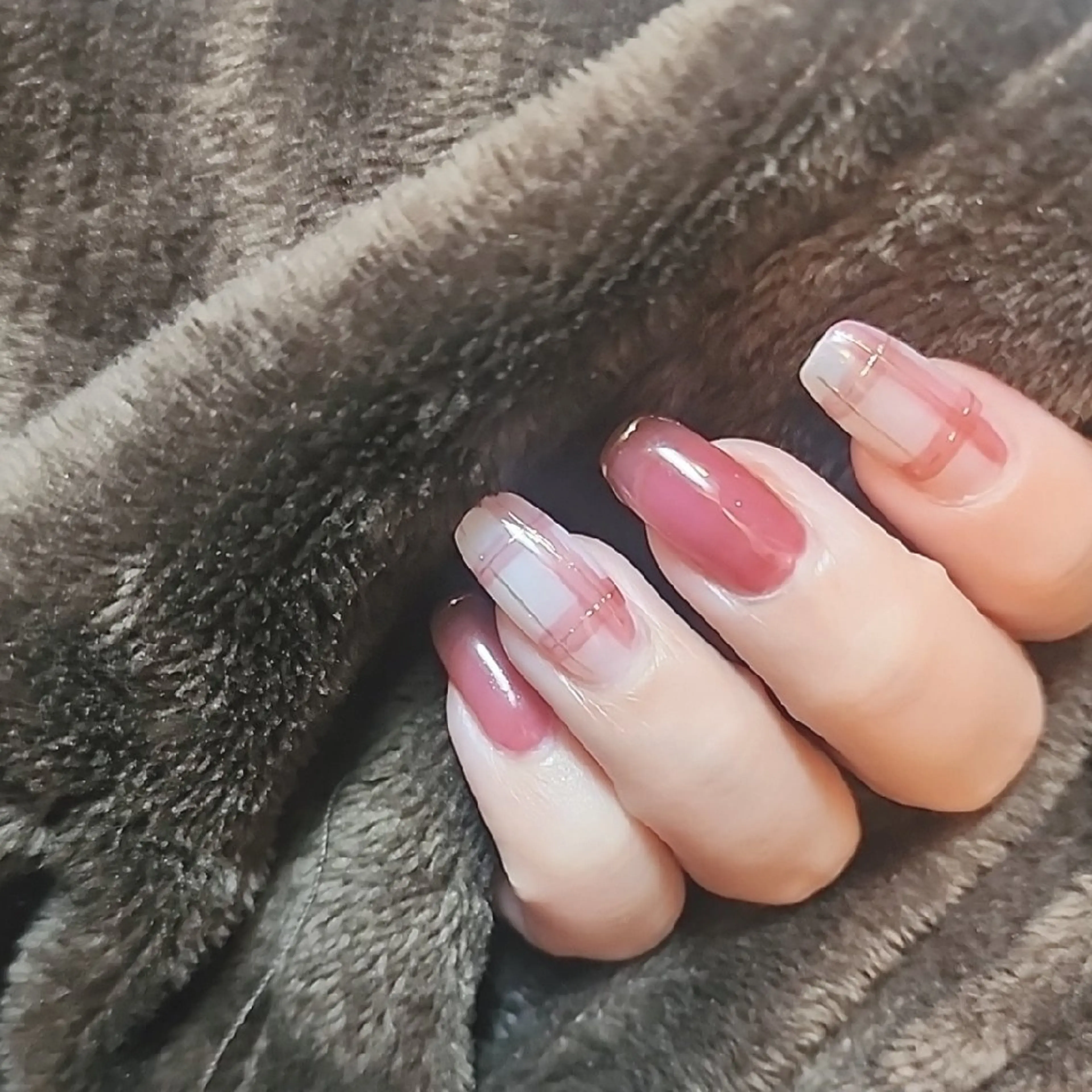 ネイル ハンドネイル 💙🤍Tiary M🤍💙のネイルデザイン