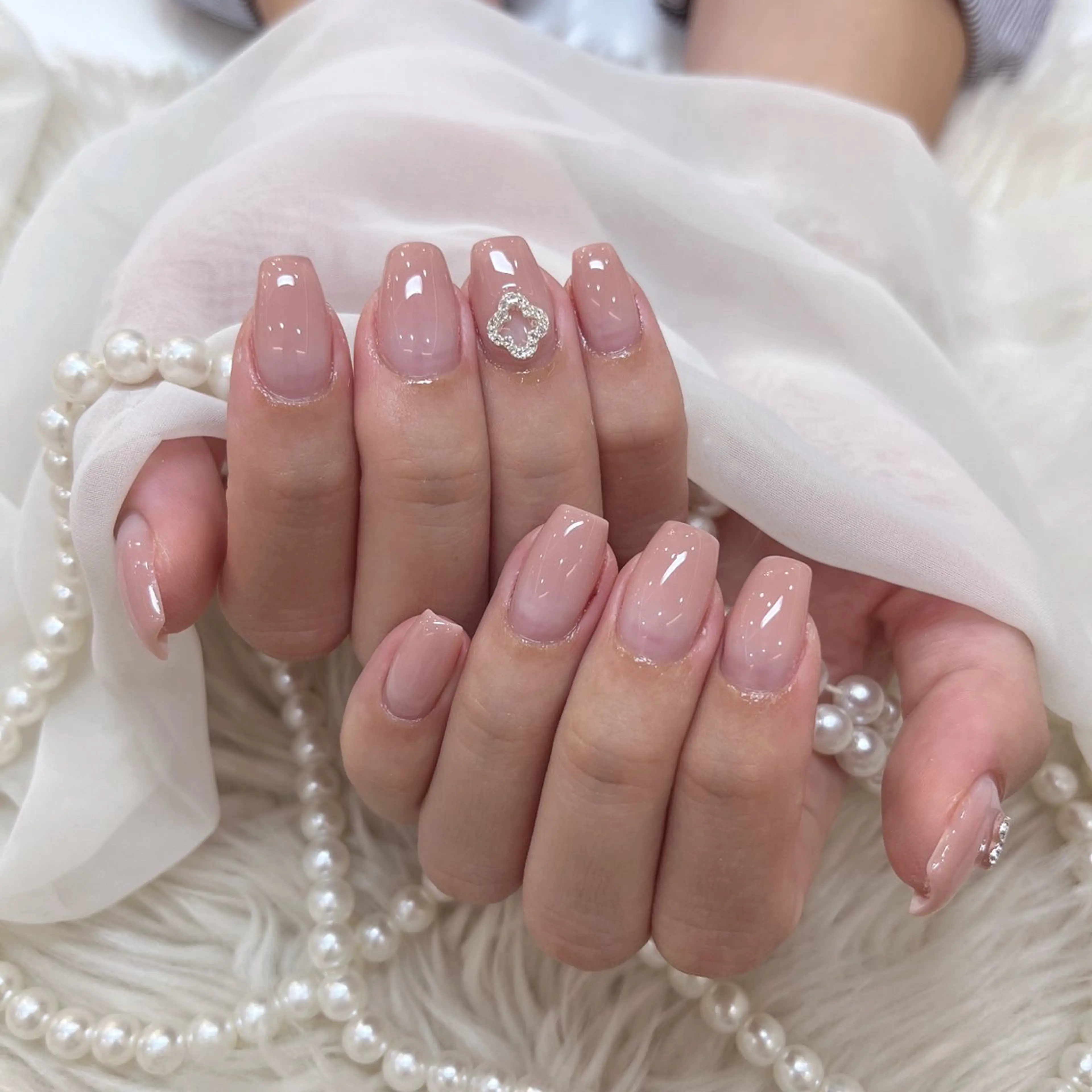 ネイル Raviy大阪店所属・hawa ♡のネイルデザイン