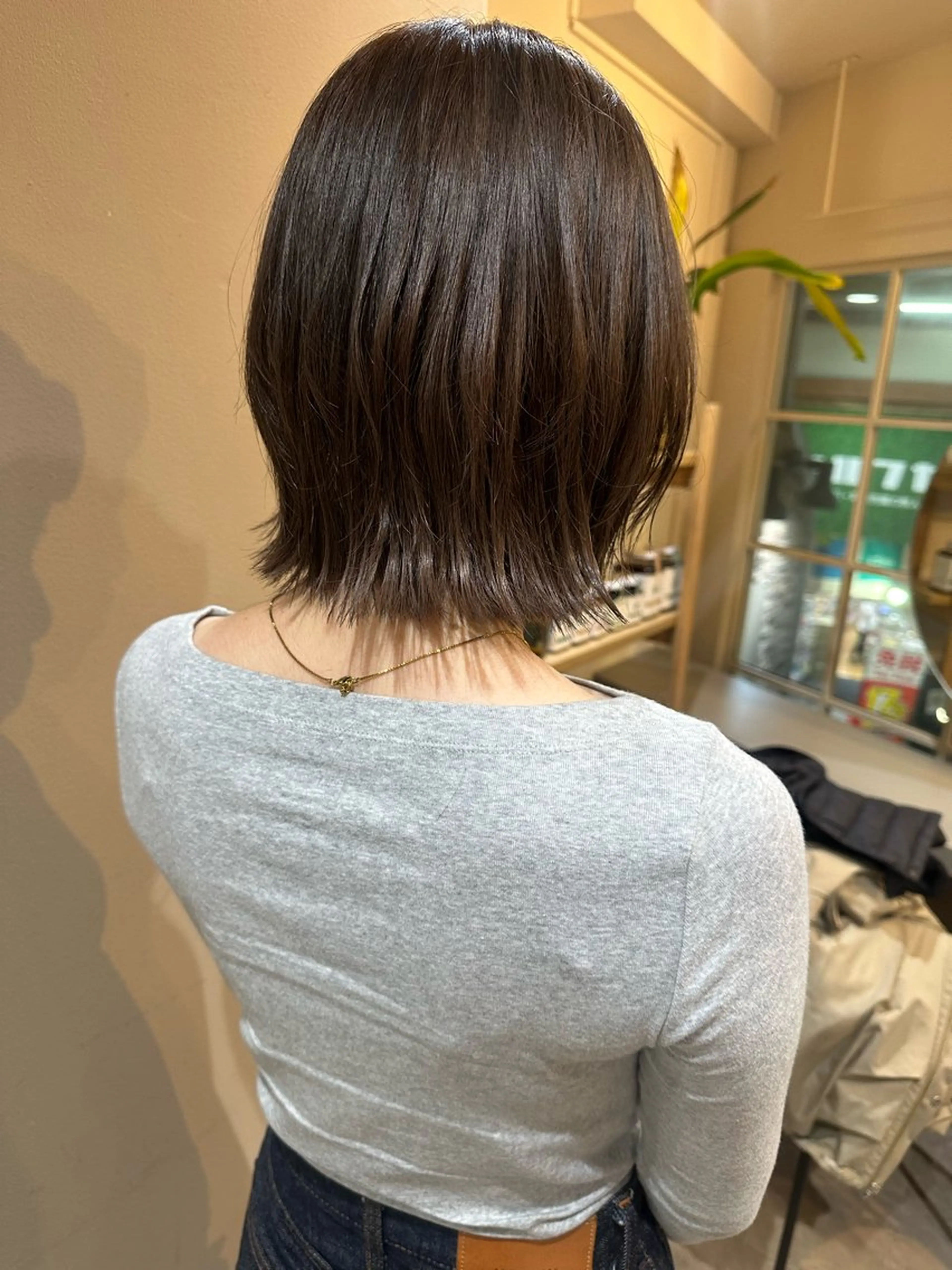 ショート Ran /レイヤー /ベージュ/髪質改善のヘアスタイル