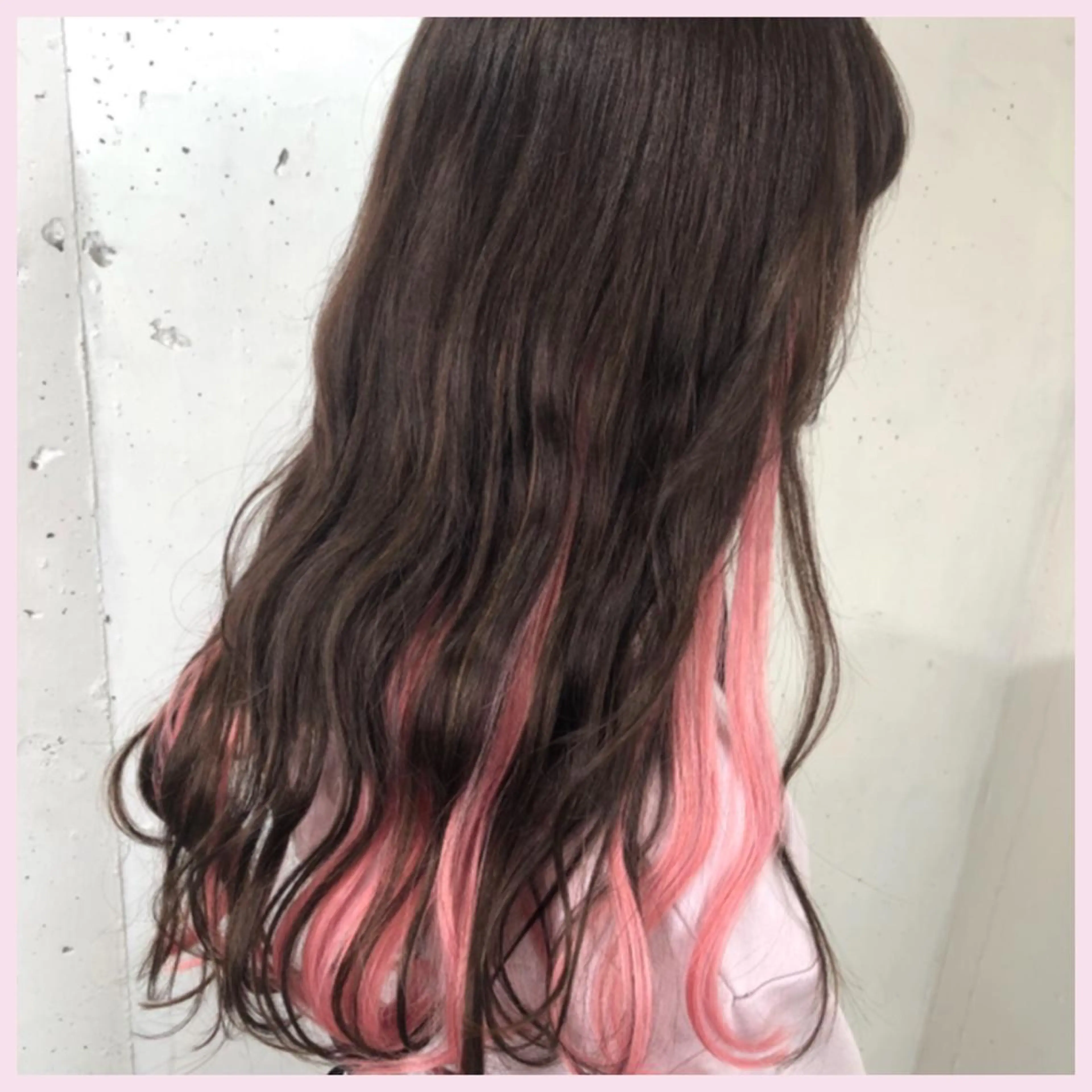 ロング カラー パーマ ヘアアレンジ 八巻 晴香のヘアスタイル