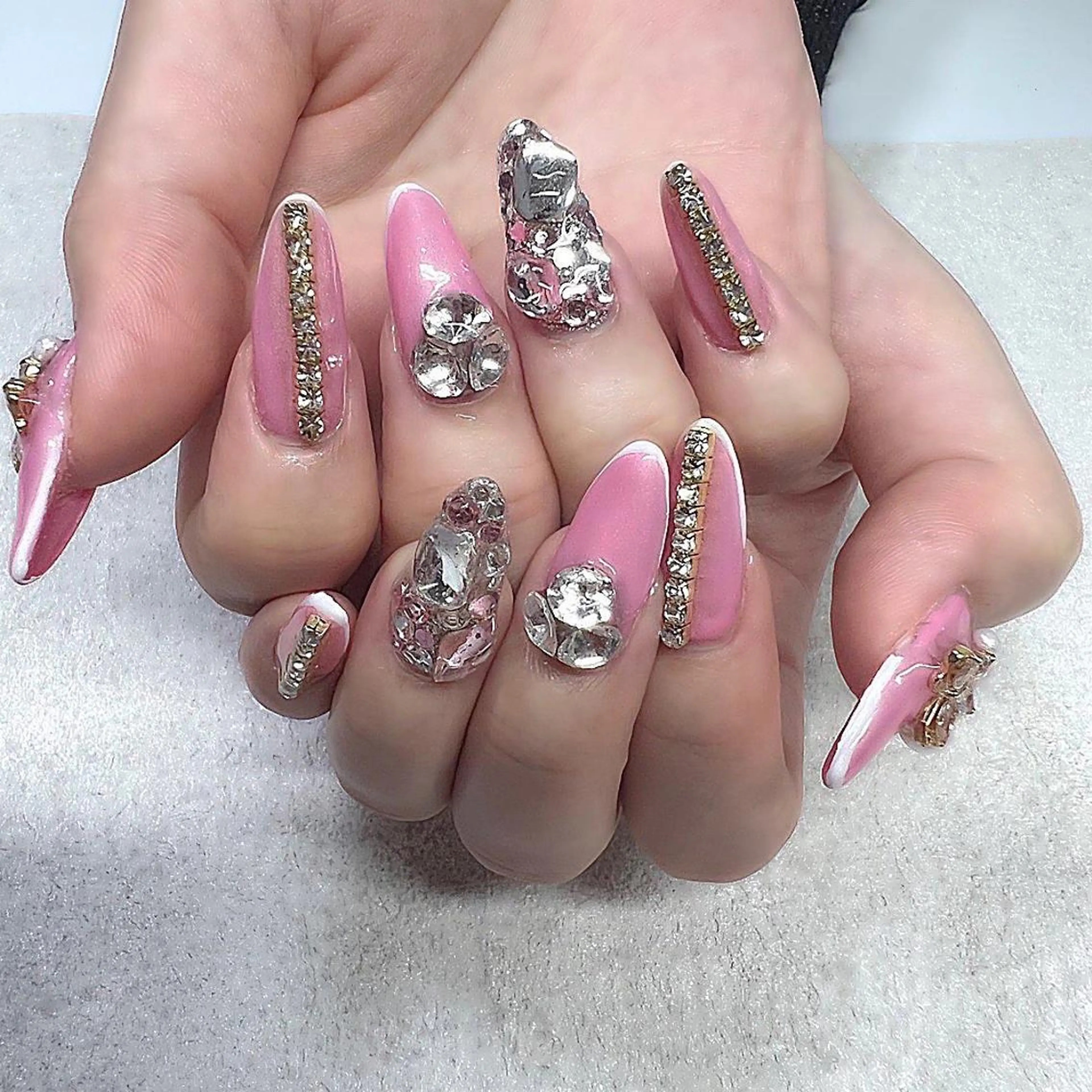 ネイル Rire_eye+beauty_nail所属・Rire_ nail_yukiのネイルデザイン