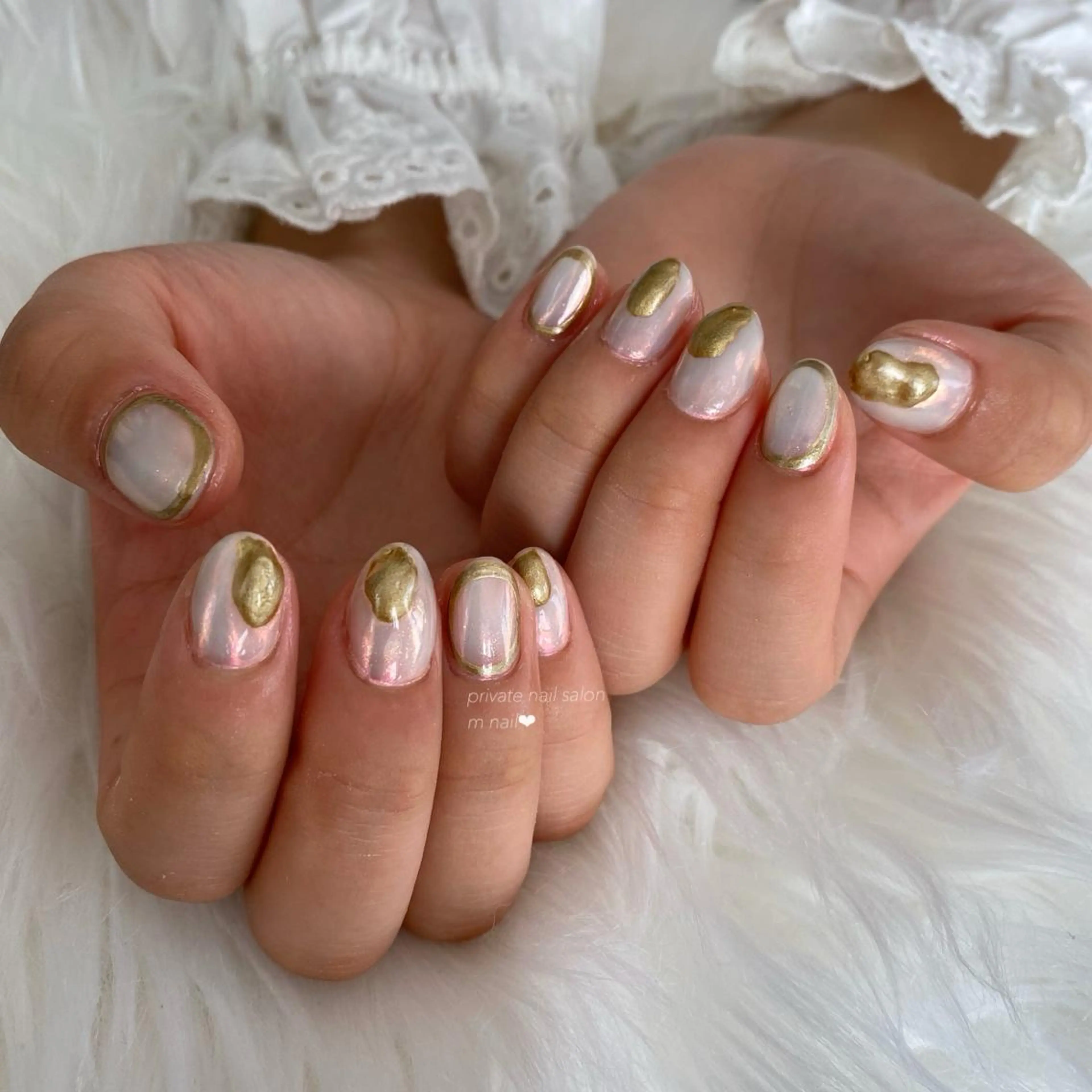 ネイル オーロラネイル ハンドネイル 小河原 舞のネイルデザイン