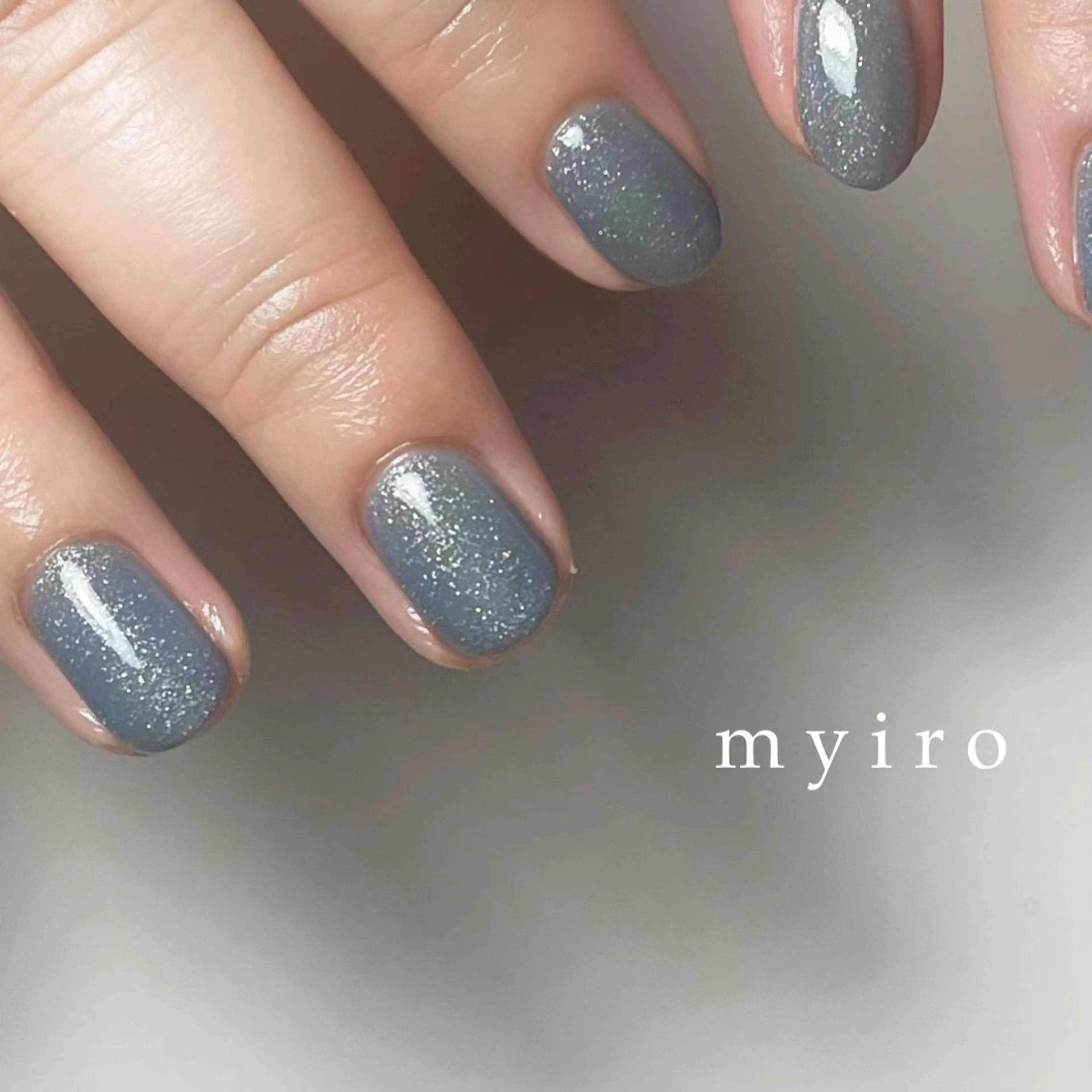 ネイル ブルー ラメ(グリッター) ワンカラーネイル myiro【マイロ】 林のネイルデザイン