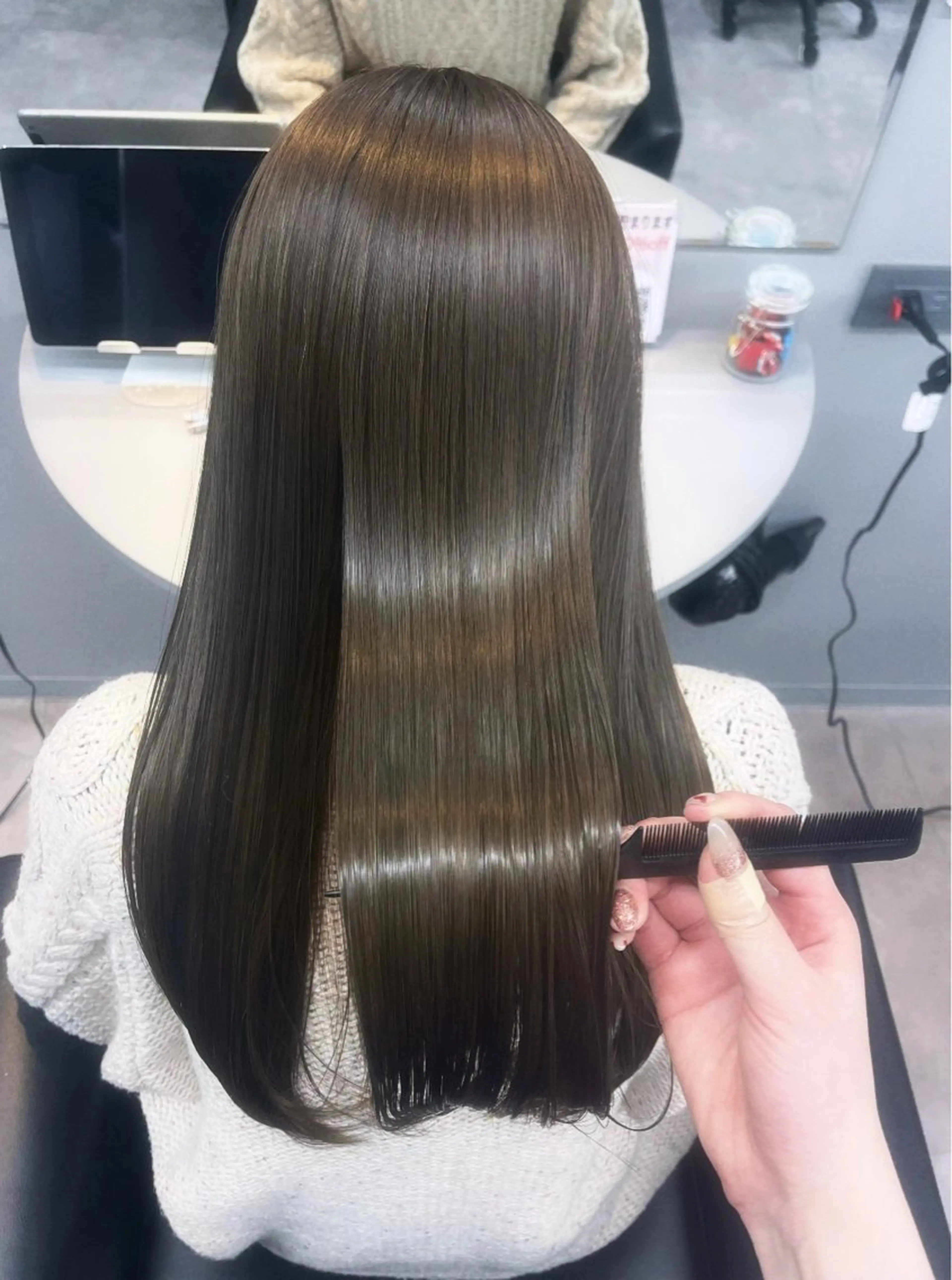 ロング カラー ブラウンカラー オリーブブラウン ヘアカラー トリートメント Himeka🐰🤍 韓国ヘアのヘアスタイル