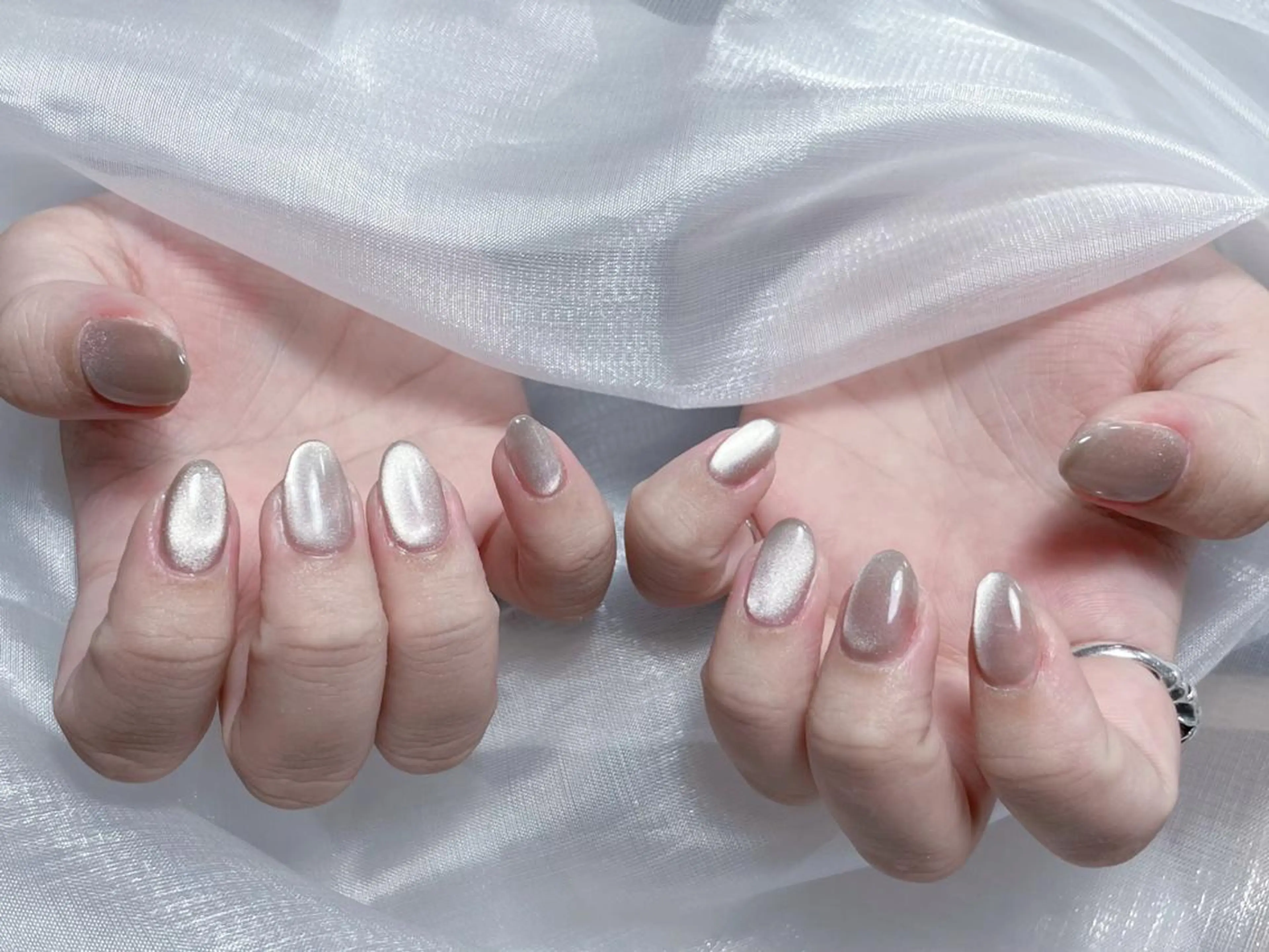 ネイル ハンドネイル ハンドケア シュウ シンカのネイルデザイン