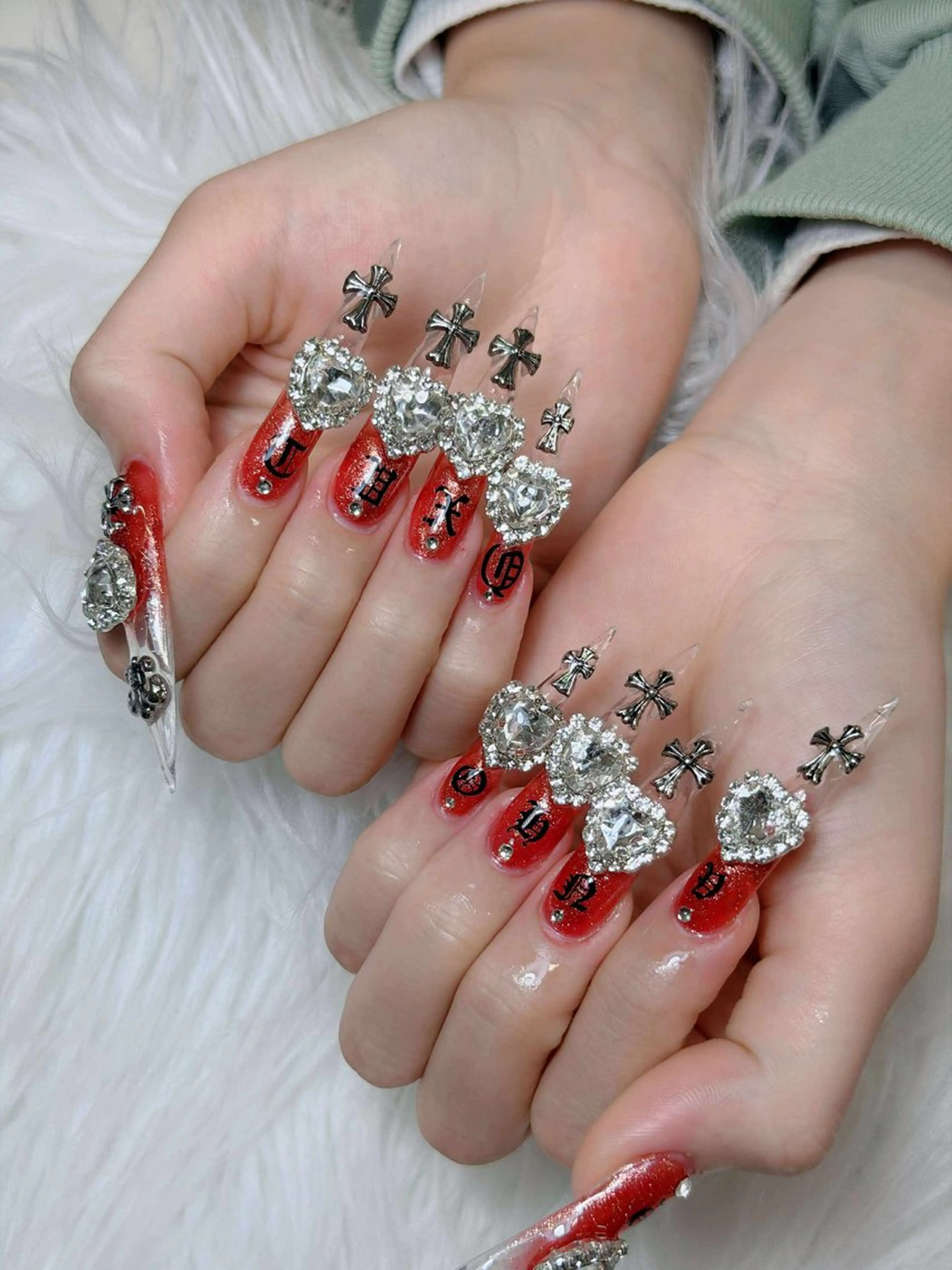 ネイル オーロラネイル チークネイル フットネイル フレンチネイル ハロウィン ハンドネイル Lumi Nail 新大久保3‘のネイルデザイン