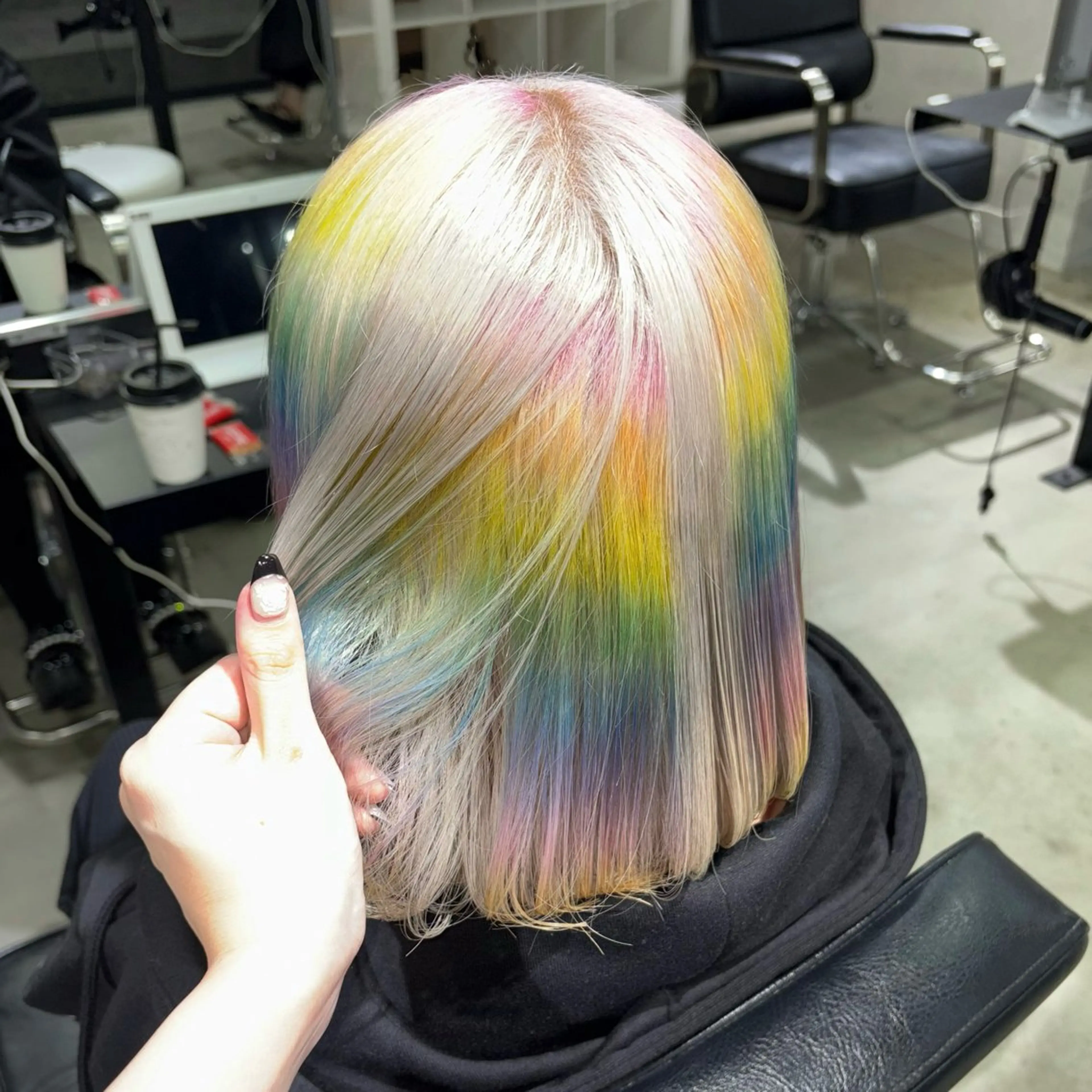 ミディアム カラー ブリーチ ケアブリーチ ハイトーンカラー ヘアカラー ★デザインカラー ハイトーン ももか★のヘアスタイル