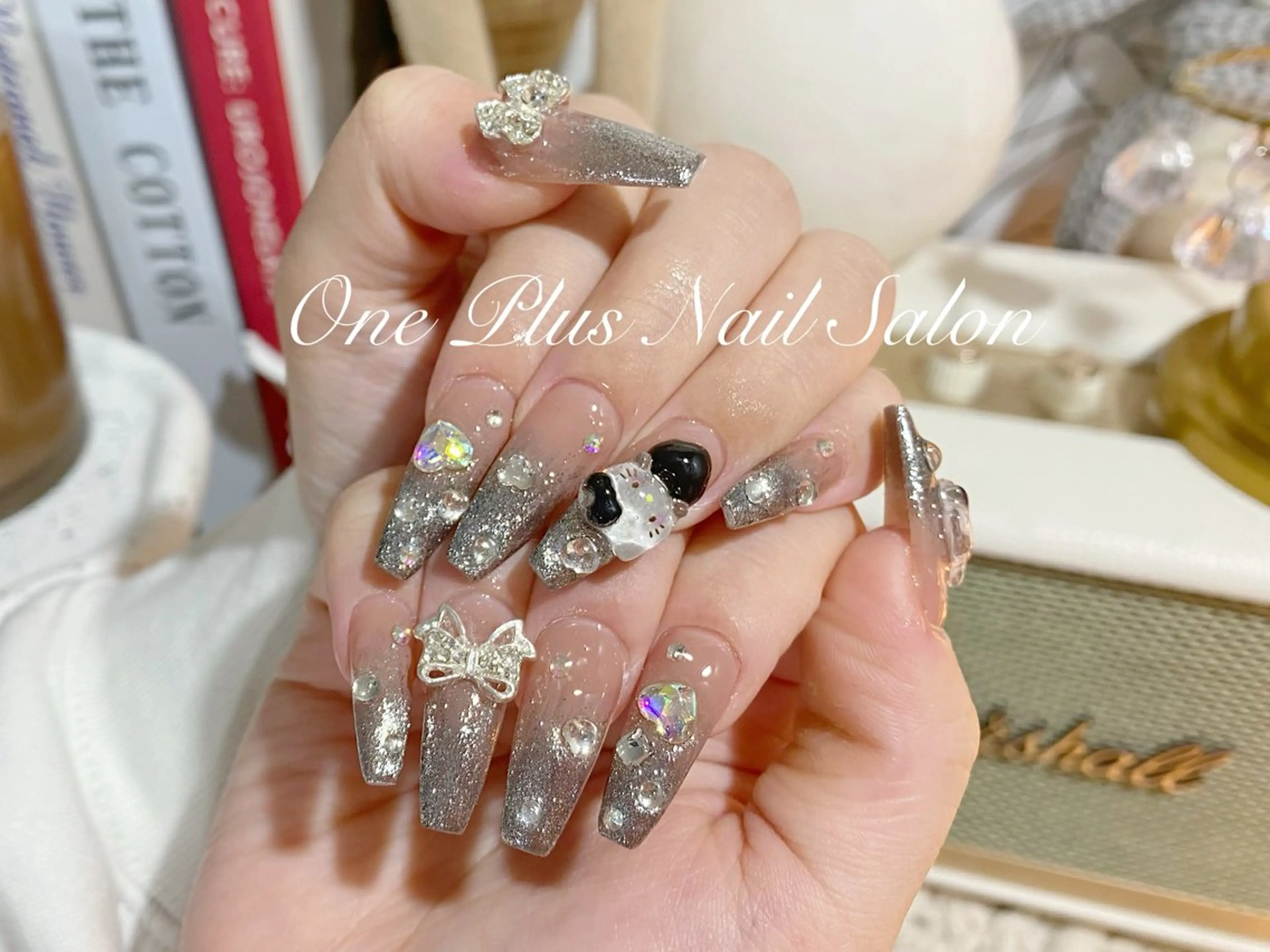 ネイル One Plus Nail Salonのネイルデザイン