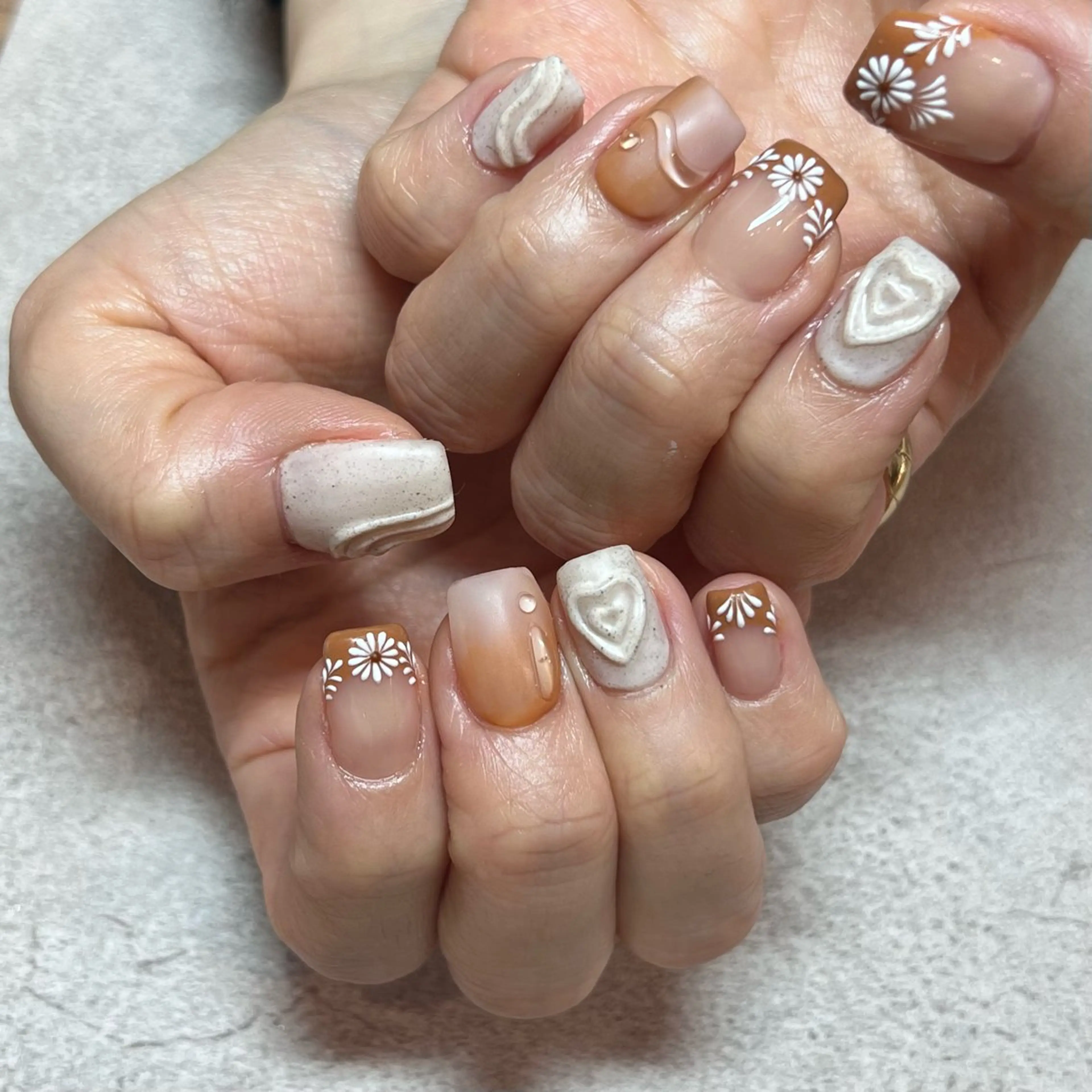 ネイル ハンドネイル Chipieee Tokyoのネイルデザイン
