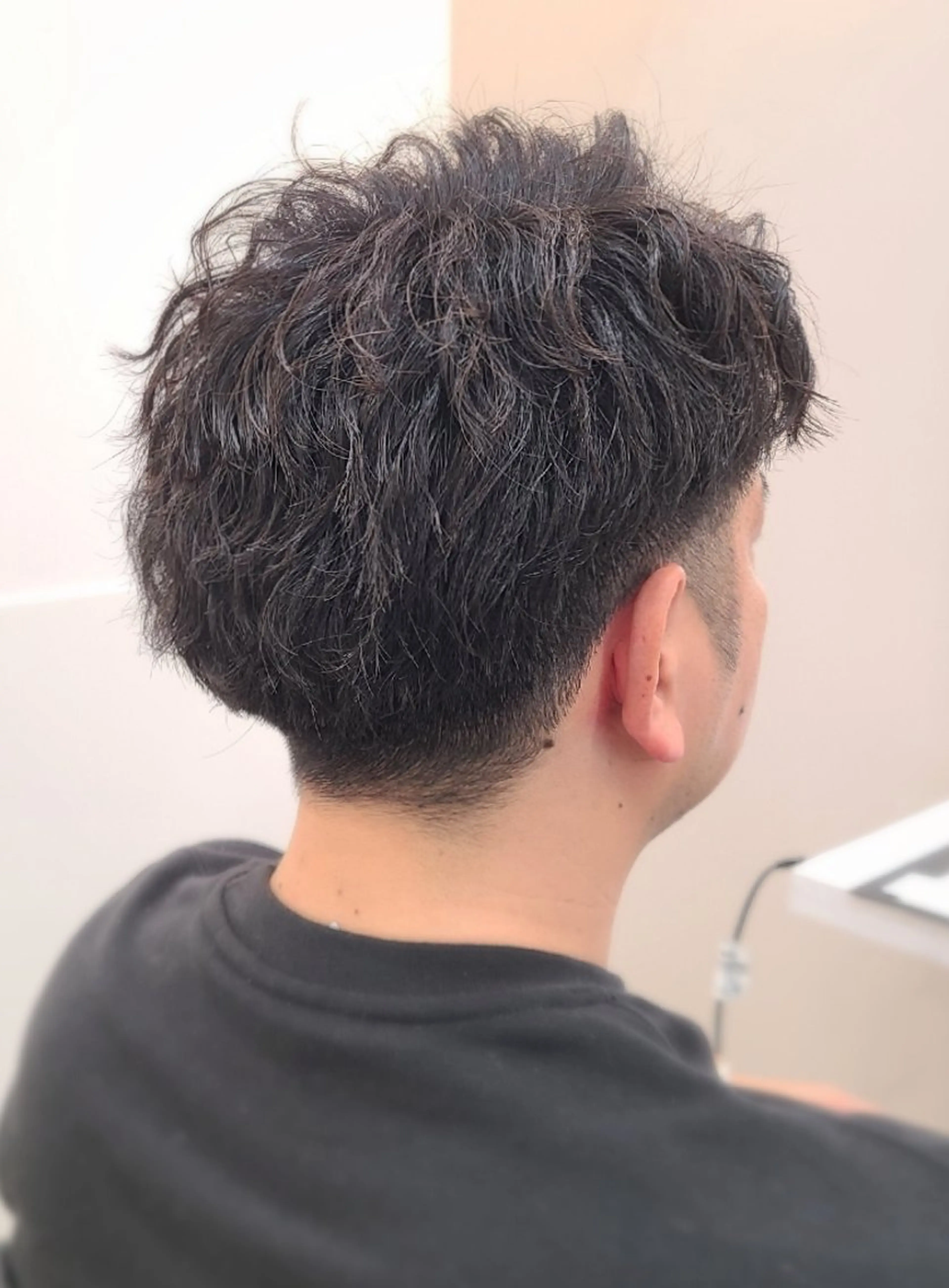ショート パーマ メンズ カット パーマ 桐島 令奈のヘアスタイル