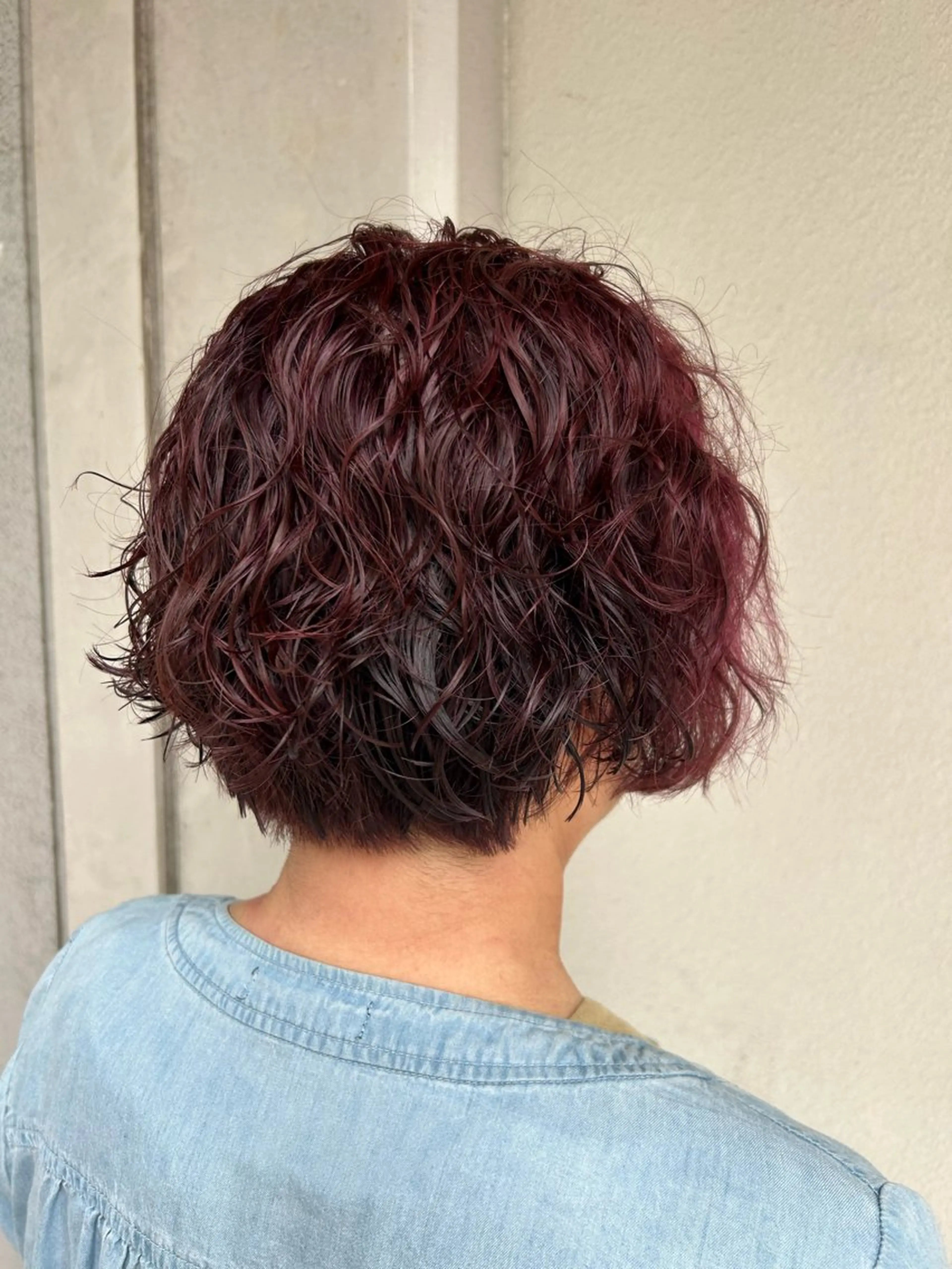ショート カット パーマ ブルー所属・岩野 有紗のヘアスタイル