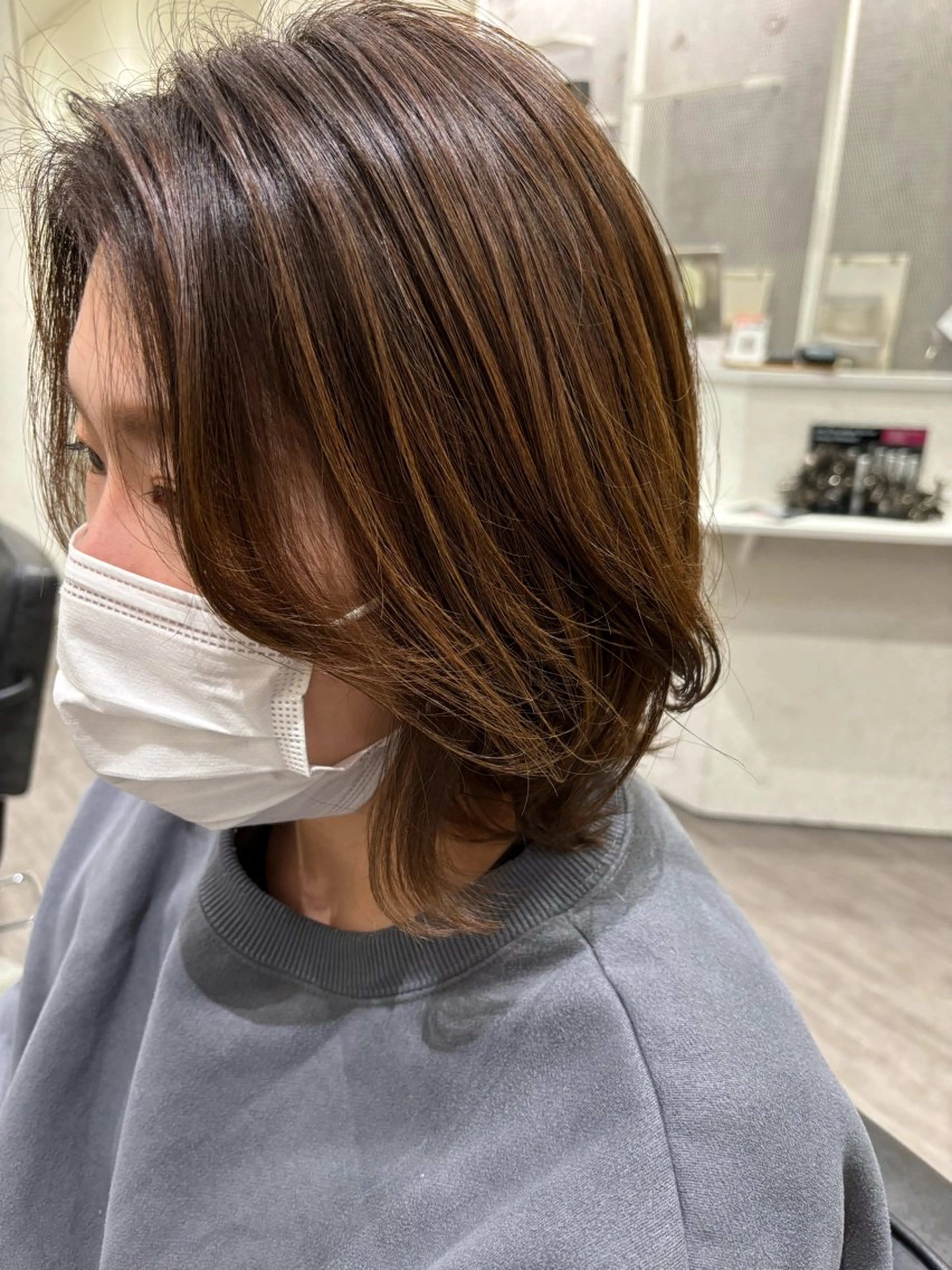 ミディアム カラー cocotte宜喜 弘希のヘアスタイル