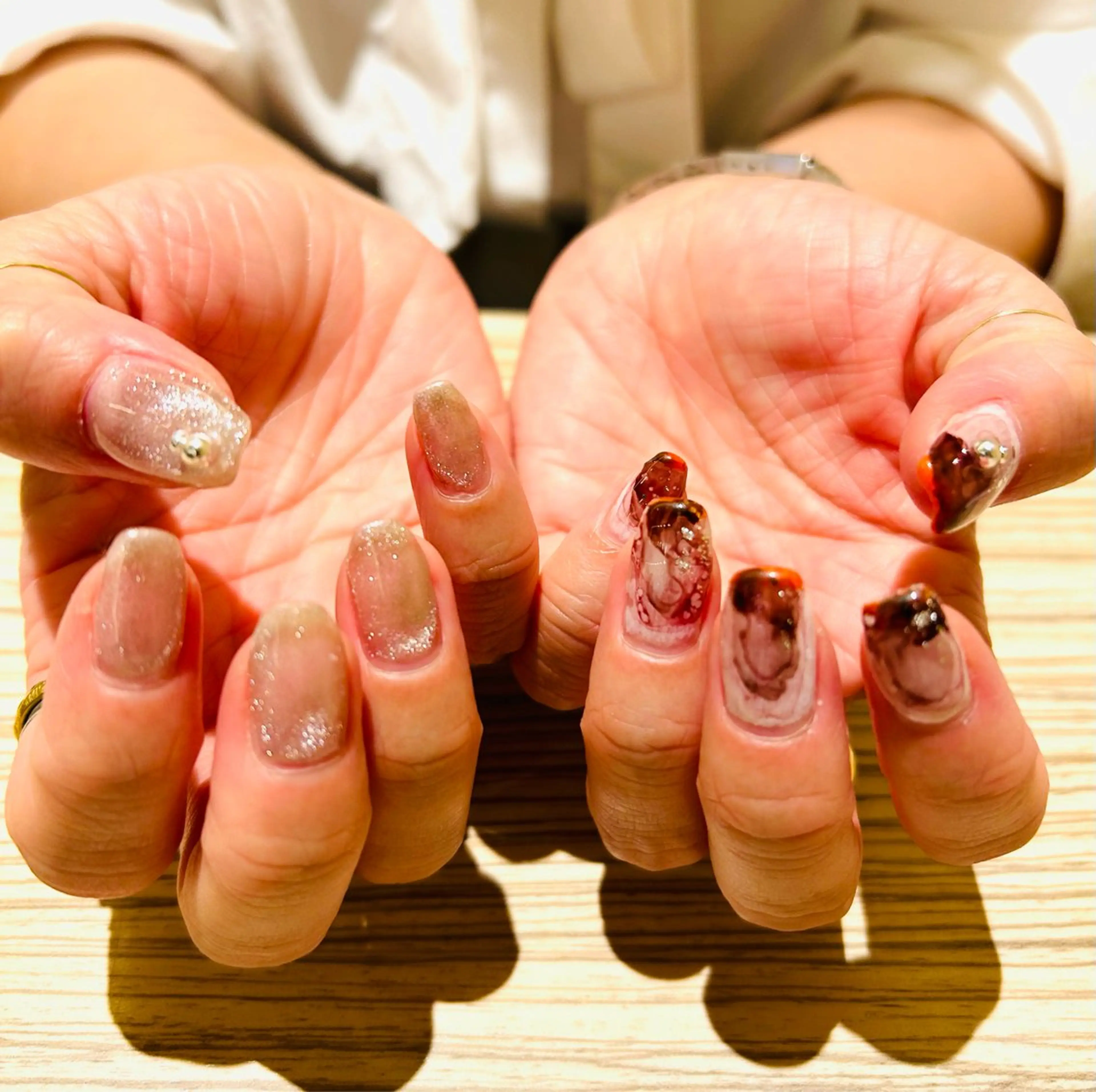 ネイル フラッシュネイル フットネイル フレンチネイル ラメ(グリッター) ラメグラデーション H3(エイチスリー)所属・H3 hitoのネイルデザイン