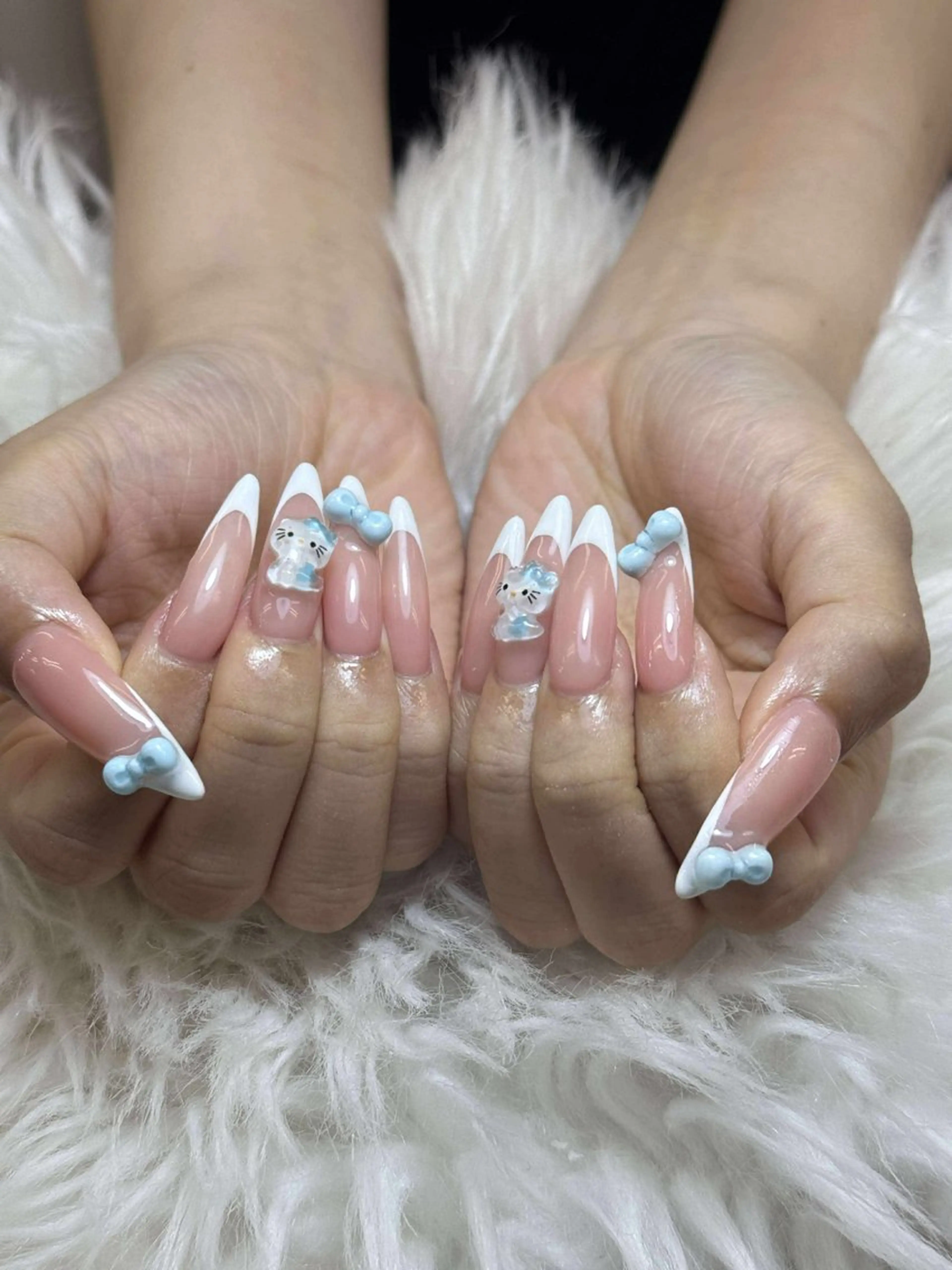 ネイル アートネイル オーロラネイル チークネイル 長さ出し フットネイル ハンドネイル フットネイル ハンドケア Noiranail_ studio所属・Noiranail_ studioのネイルデザイン