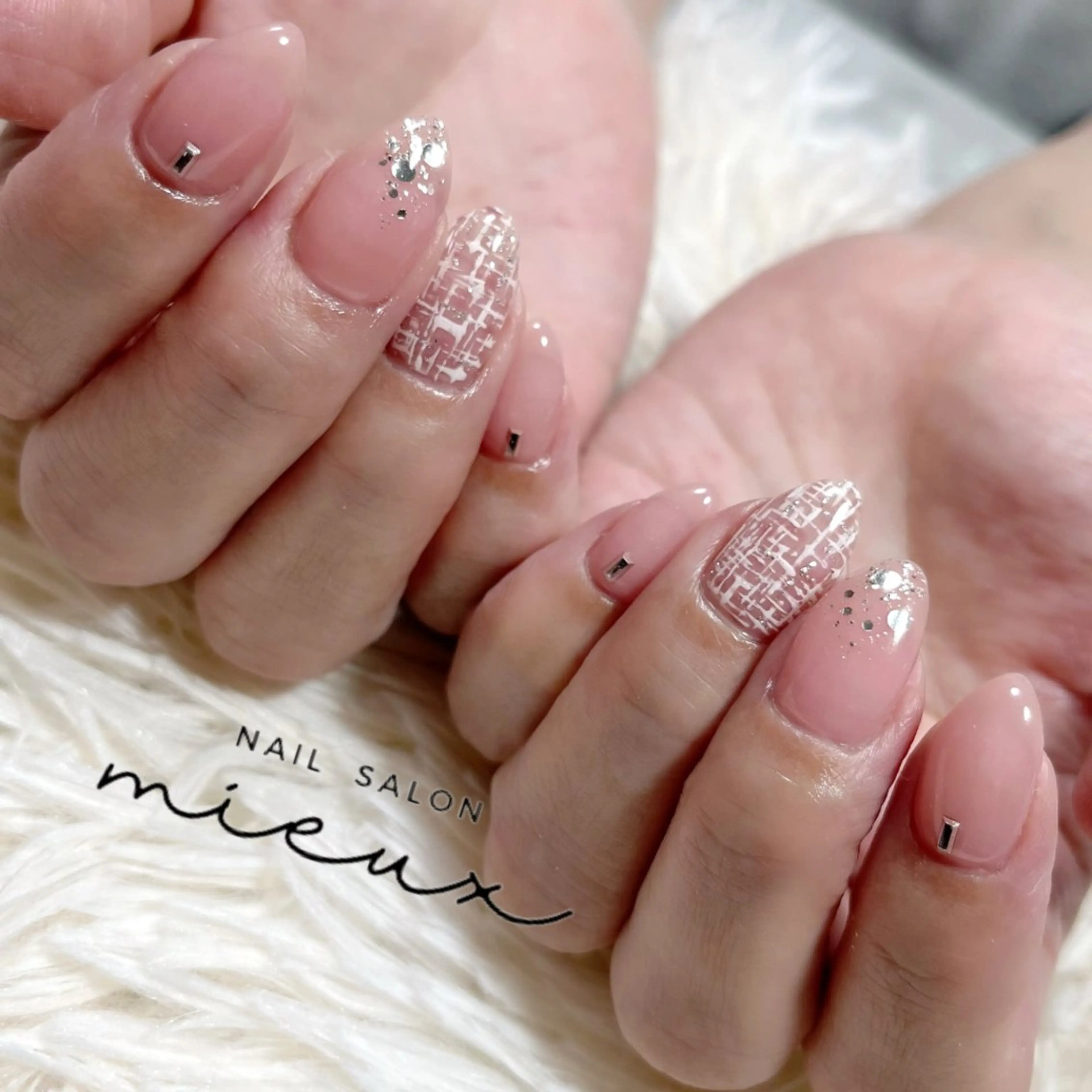 ネイル ハンドネイル mieux ariiiのネイルデザイン