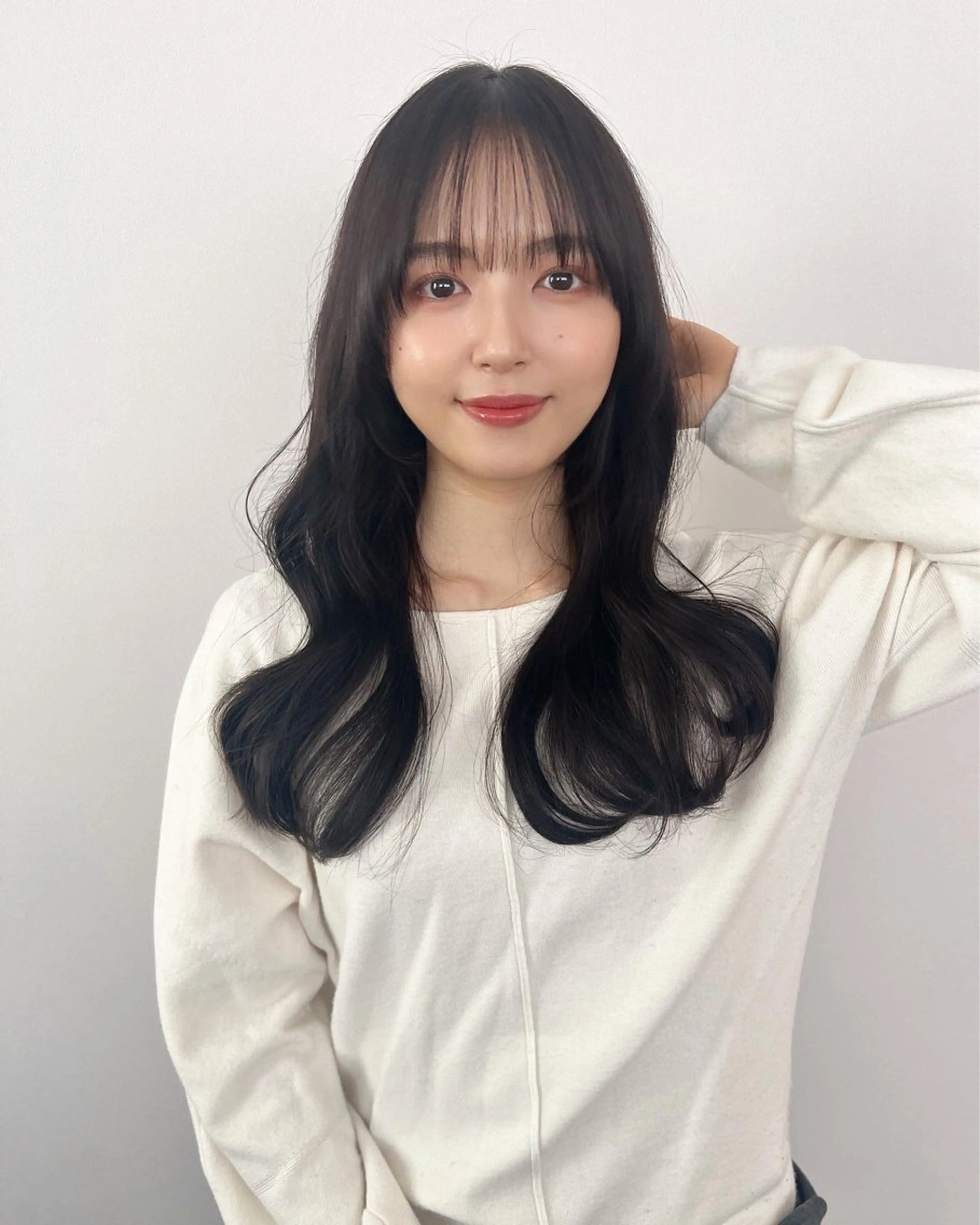 セミロング マトリ コウジのヘアスタイル