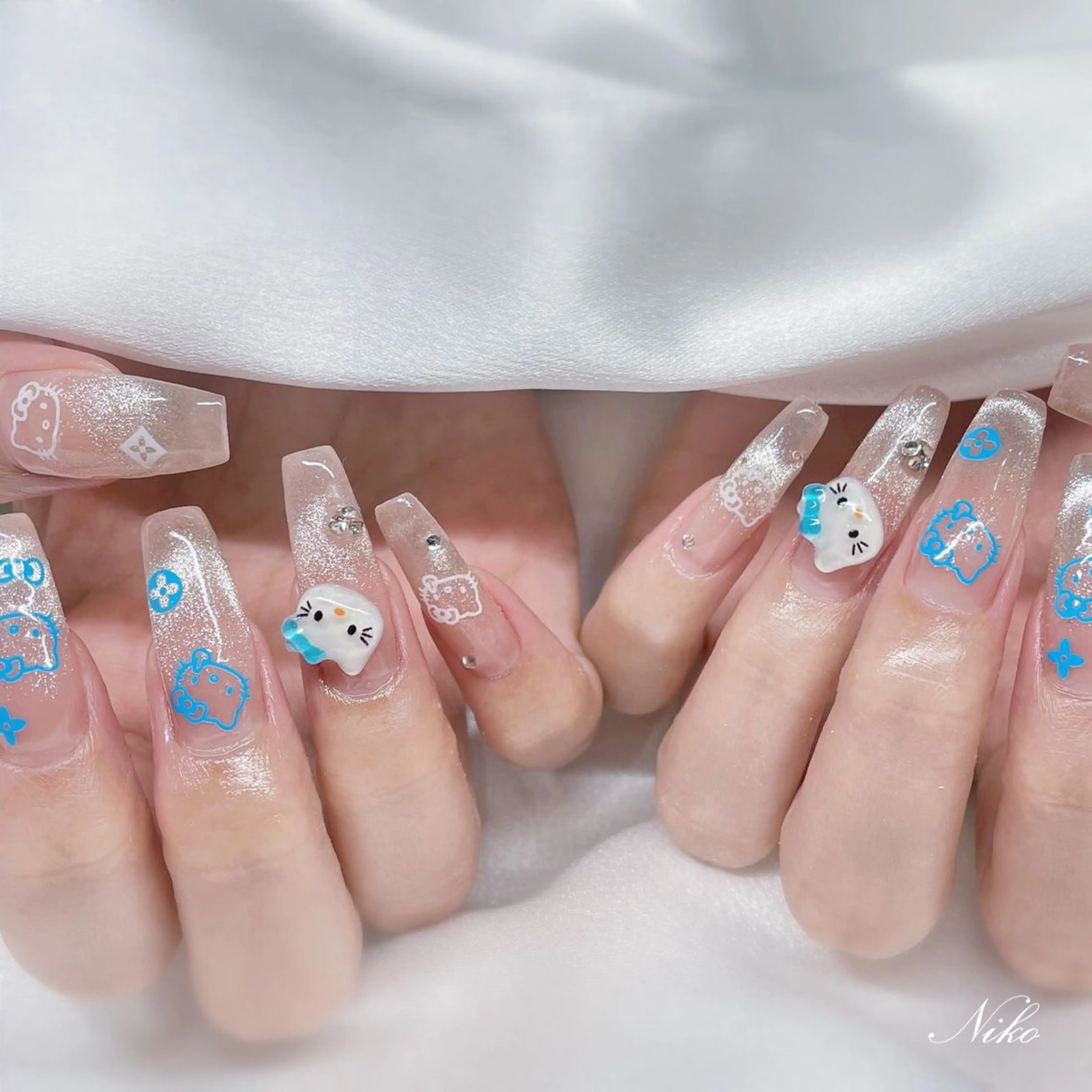 ネイル チークネイル 長さ出し フラッシュネイル フットネイル フレンチネイル Niko nailサロンのネイルデザイン