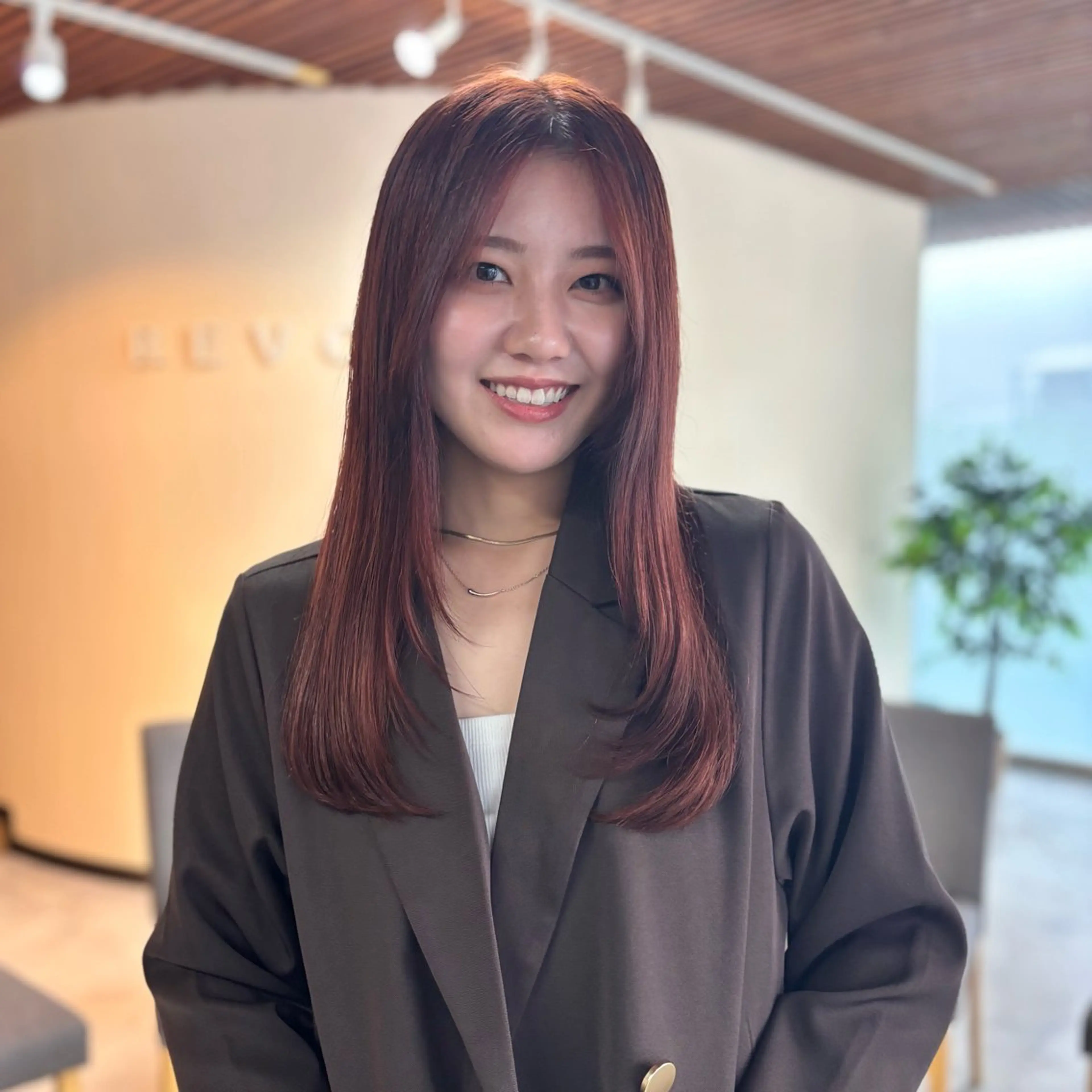 ロング オレンジブラウン レイヤーカット カット ヘアカラー トリートメント MIKA 柏のヘアスタイル