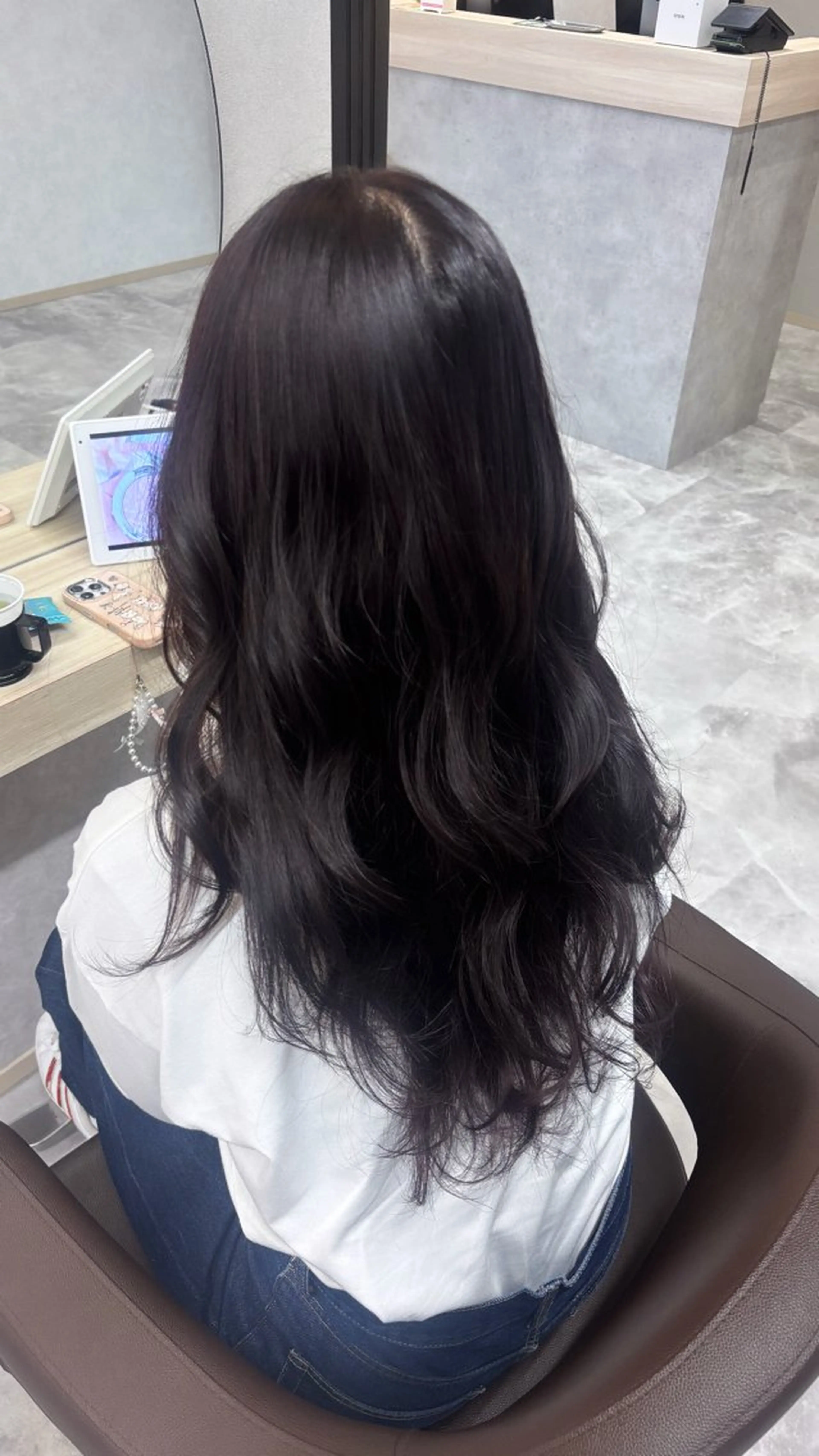 ロング カラー ヘアカラー KEEN.所属・よこみぞ こなつのヘアスタイル