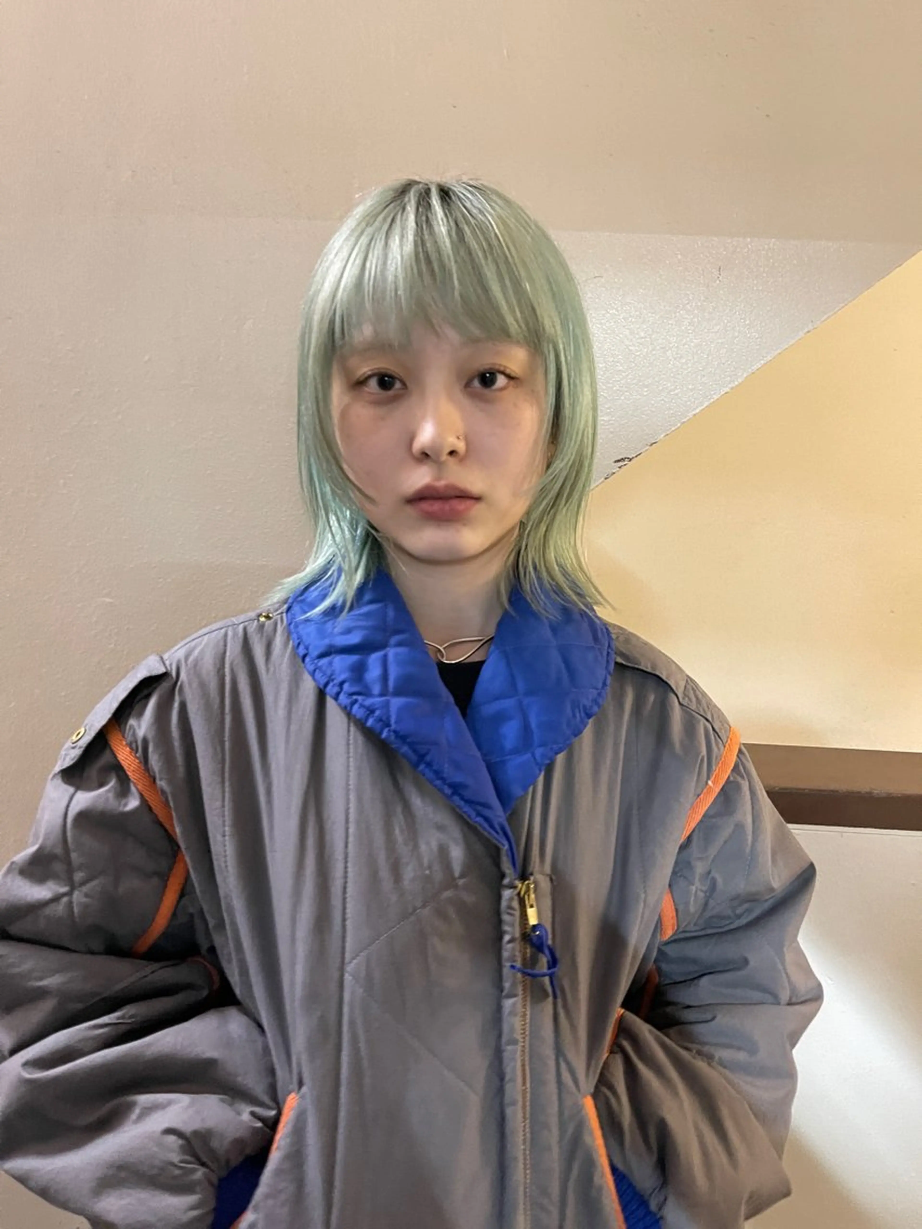 ミディアム カラー カット ヘアカラー トリートメント 安部佑哉/ハイトーン /レイヤー/グランジのヘアスタイル