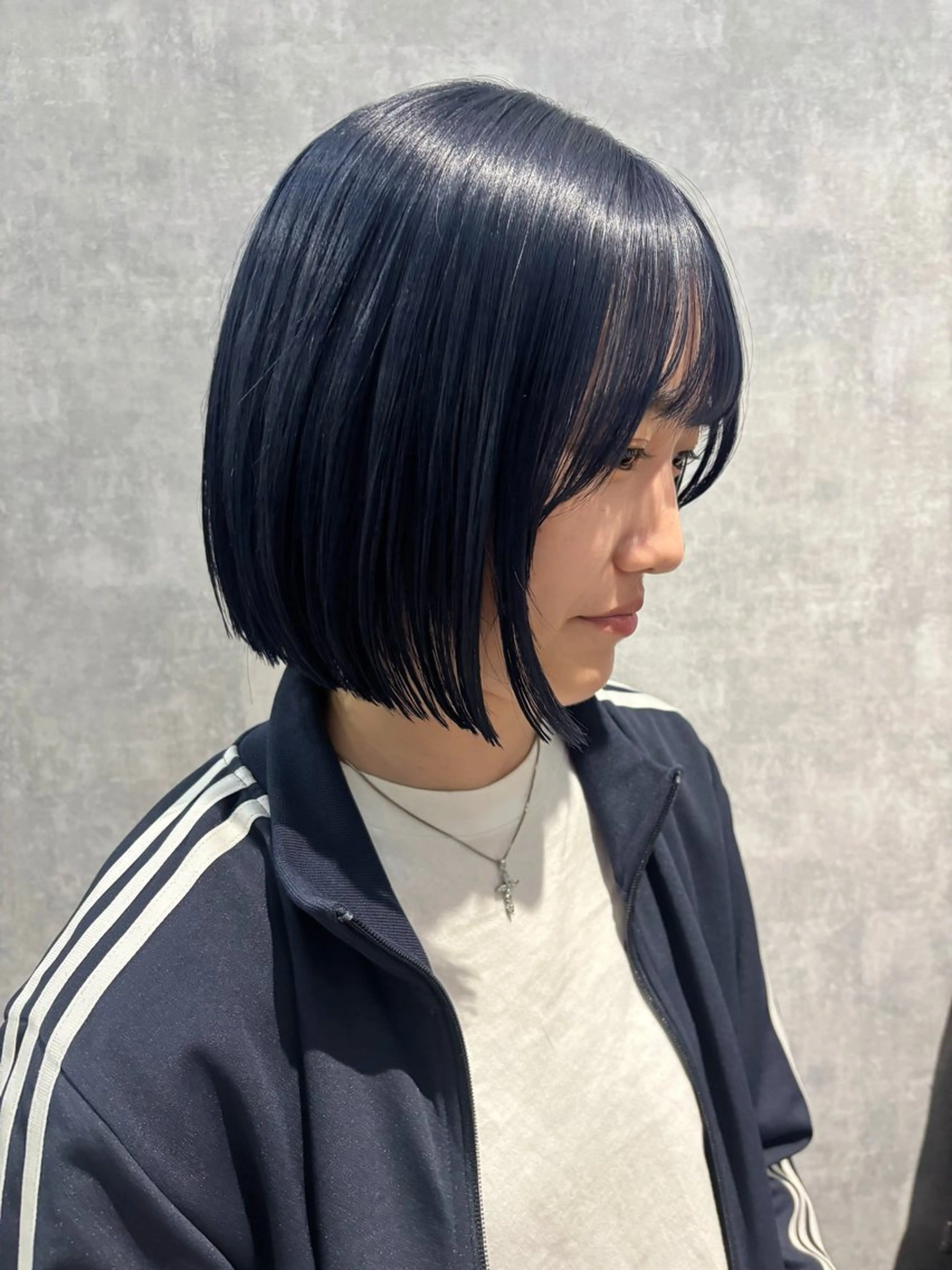 ショート 🌐NATSUMI 🌐【寒色カラー】のヘアスタイル