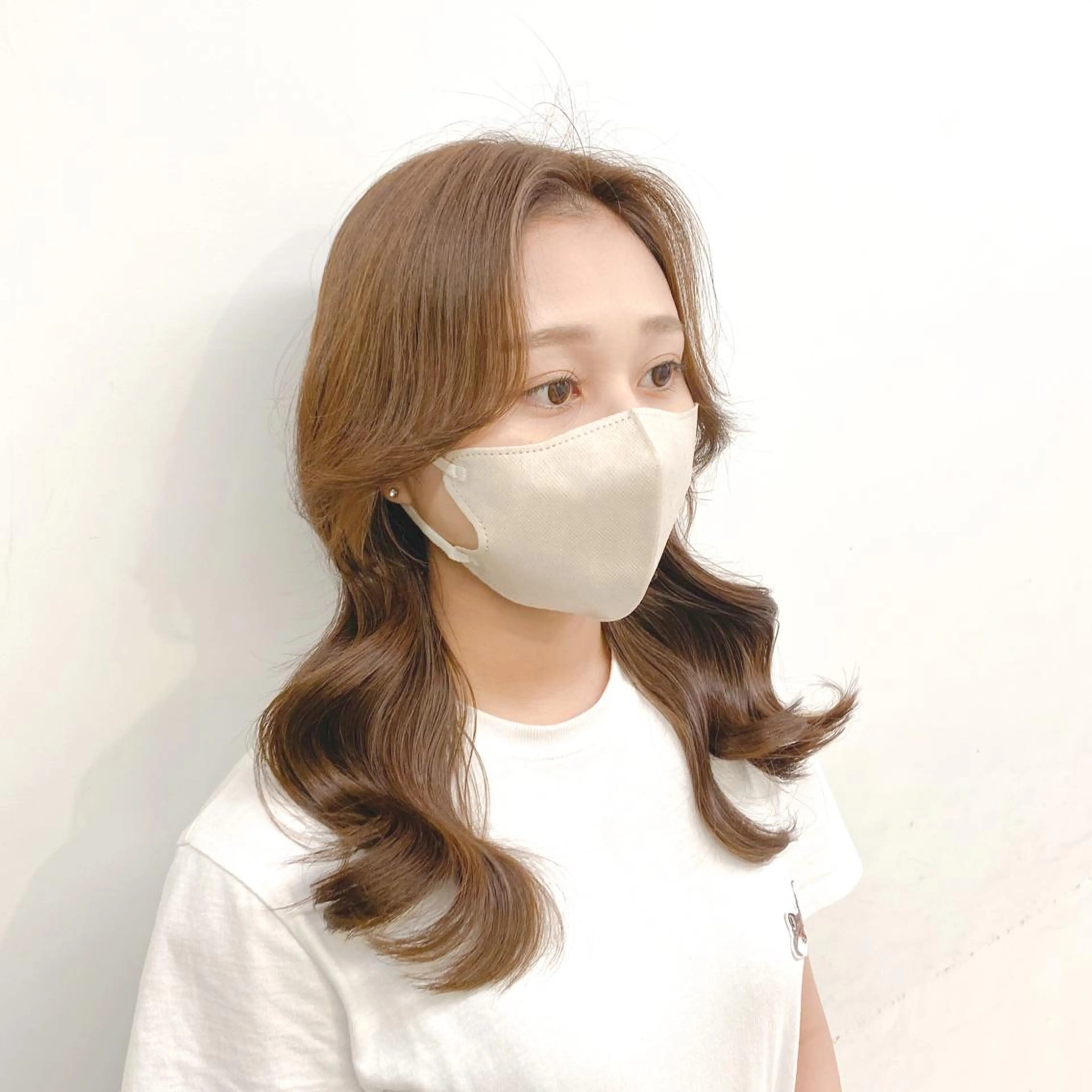 ミディアム カラー ヘアアレンジ ベージュカラー ヨシンモリ おくれ毛 ARiA by ECLART所属・💖韓国ヘアの匠 💖TAKUMI💖のヘアスタイル