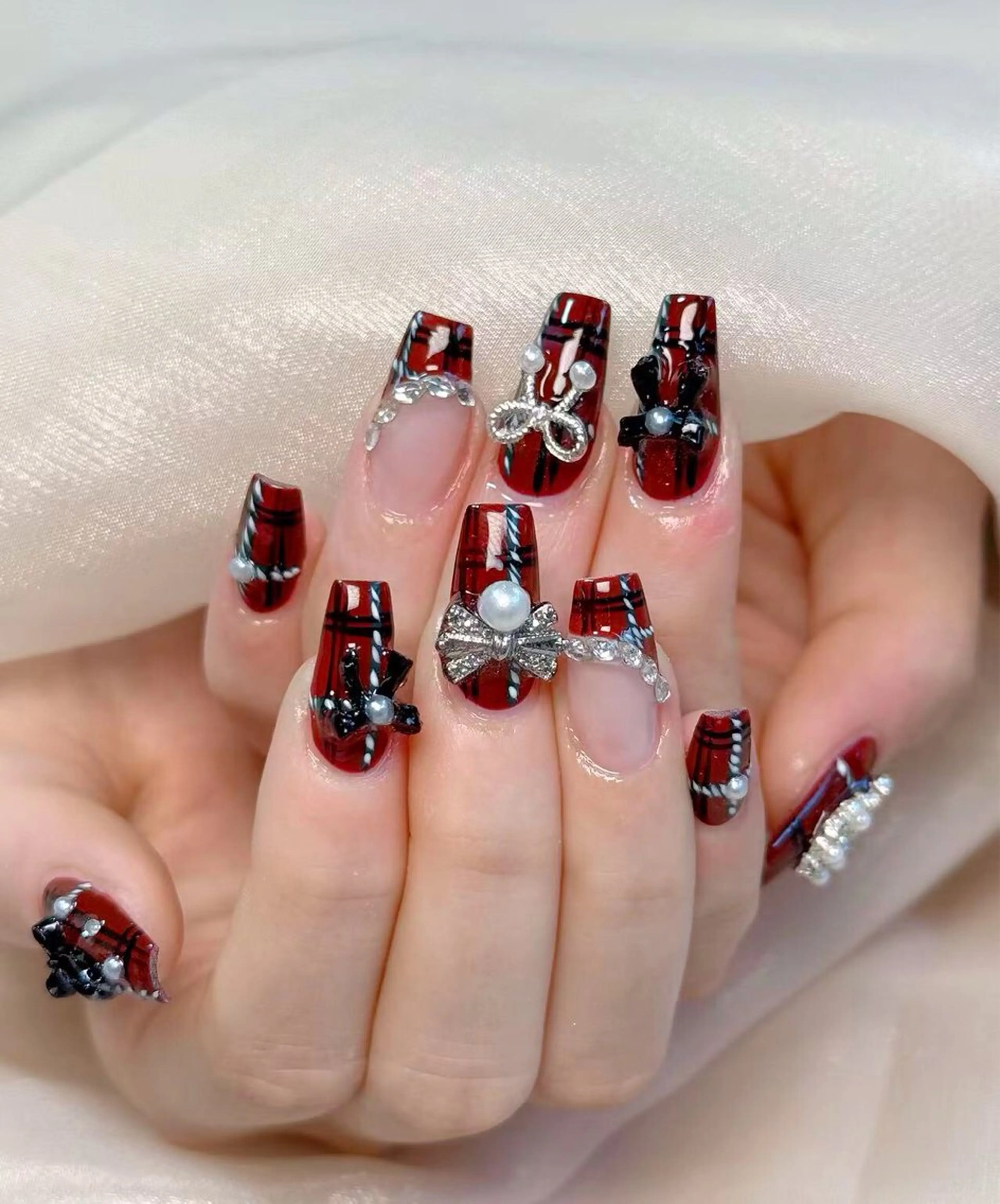 ネイル ハンドネイル 小 雨のネイルデザイン