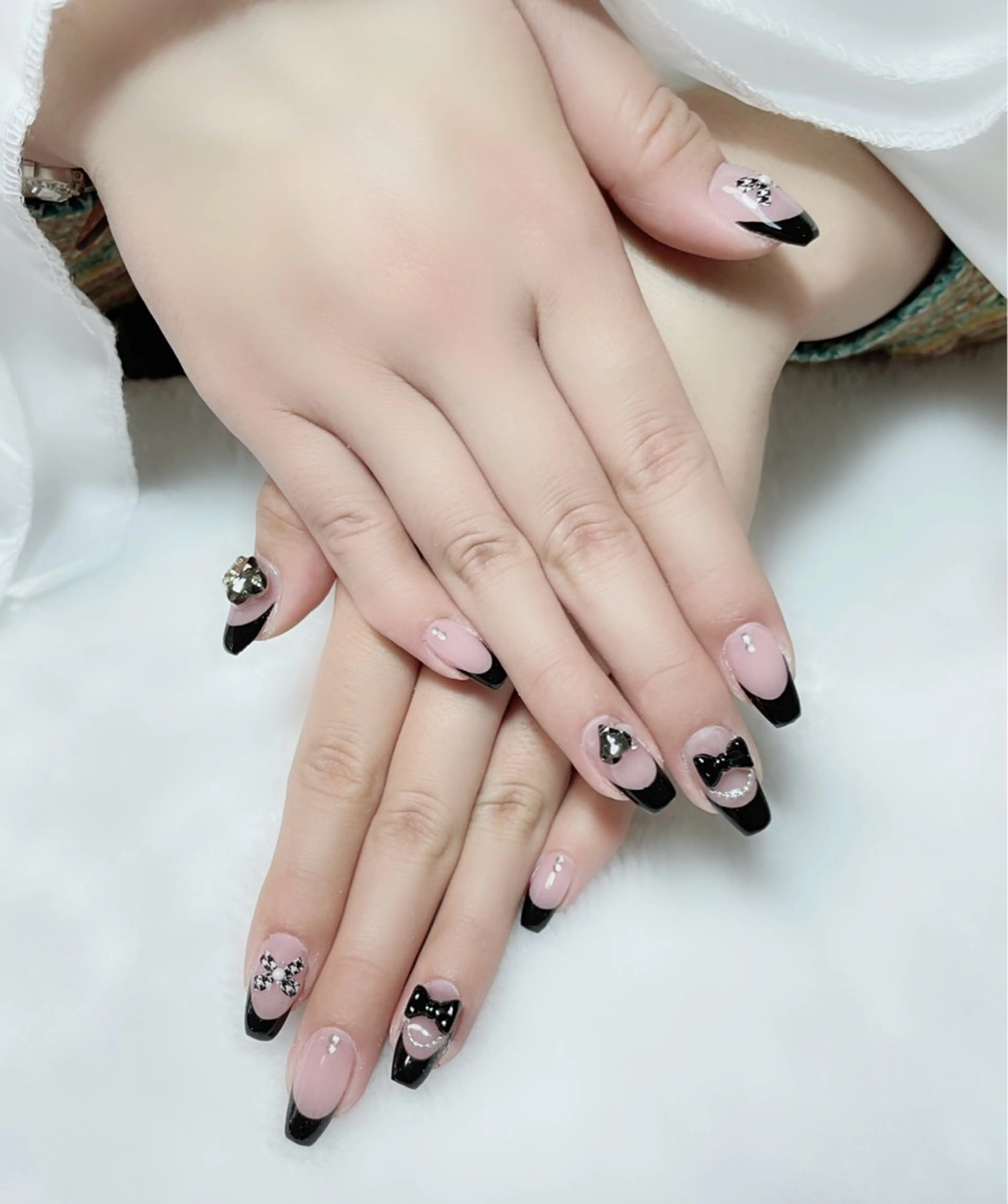 ネイル 持ち込み Amina nail salonのネイルデザイン