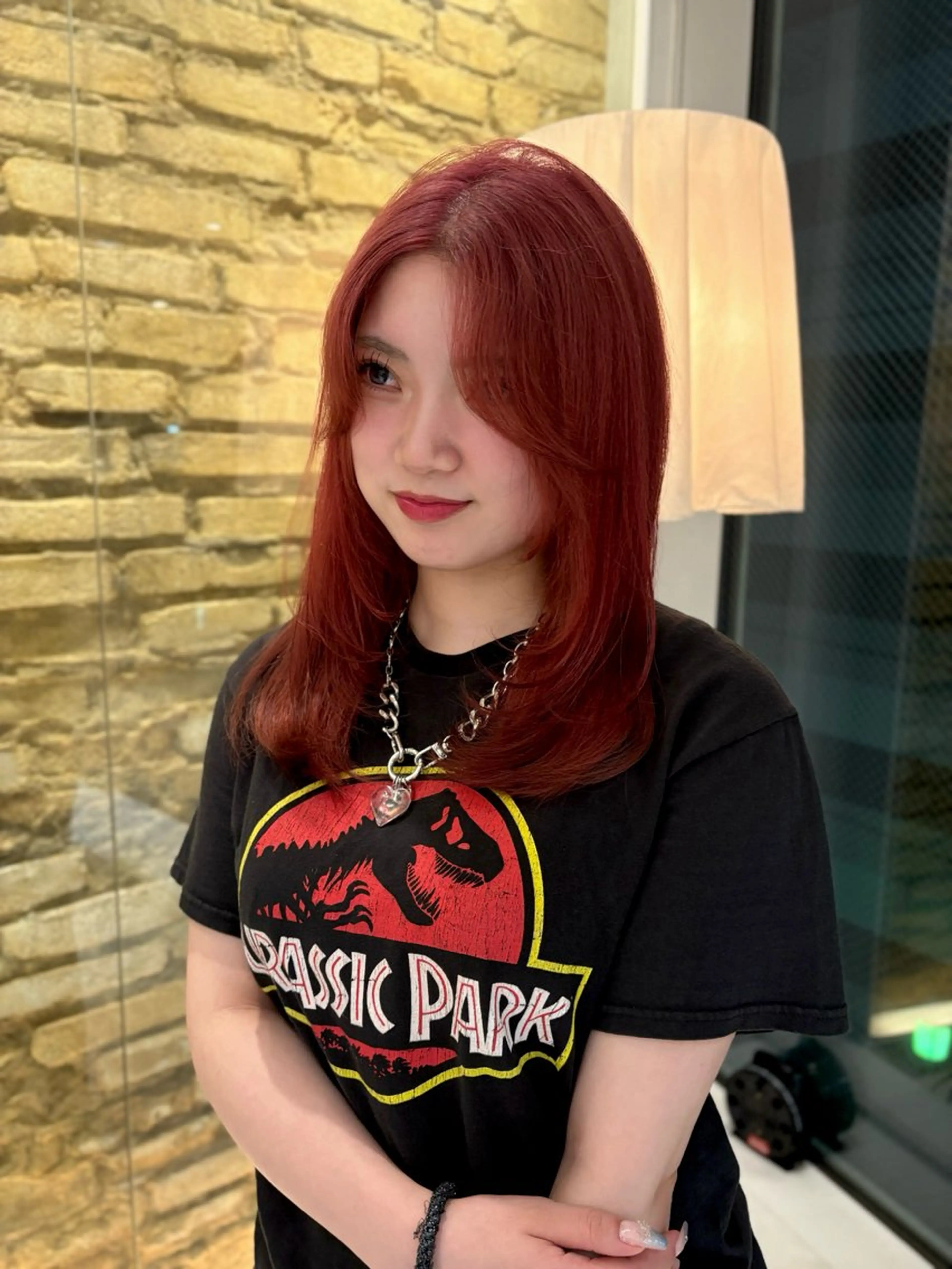 セミロング hair make BEHIVE ichibancho AVEDA所属・渡邉  日向子 ・レイヤー、縮毛矯正のヘアスタイル