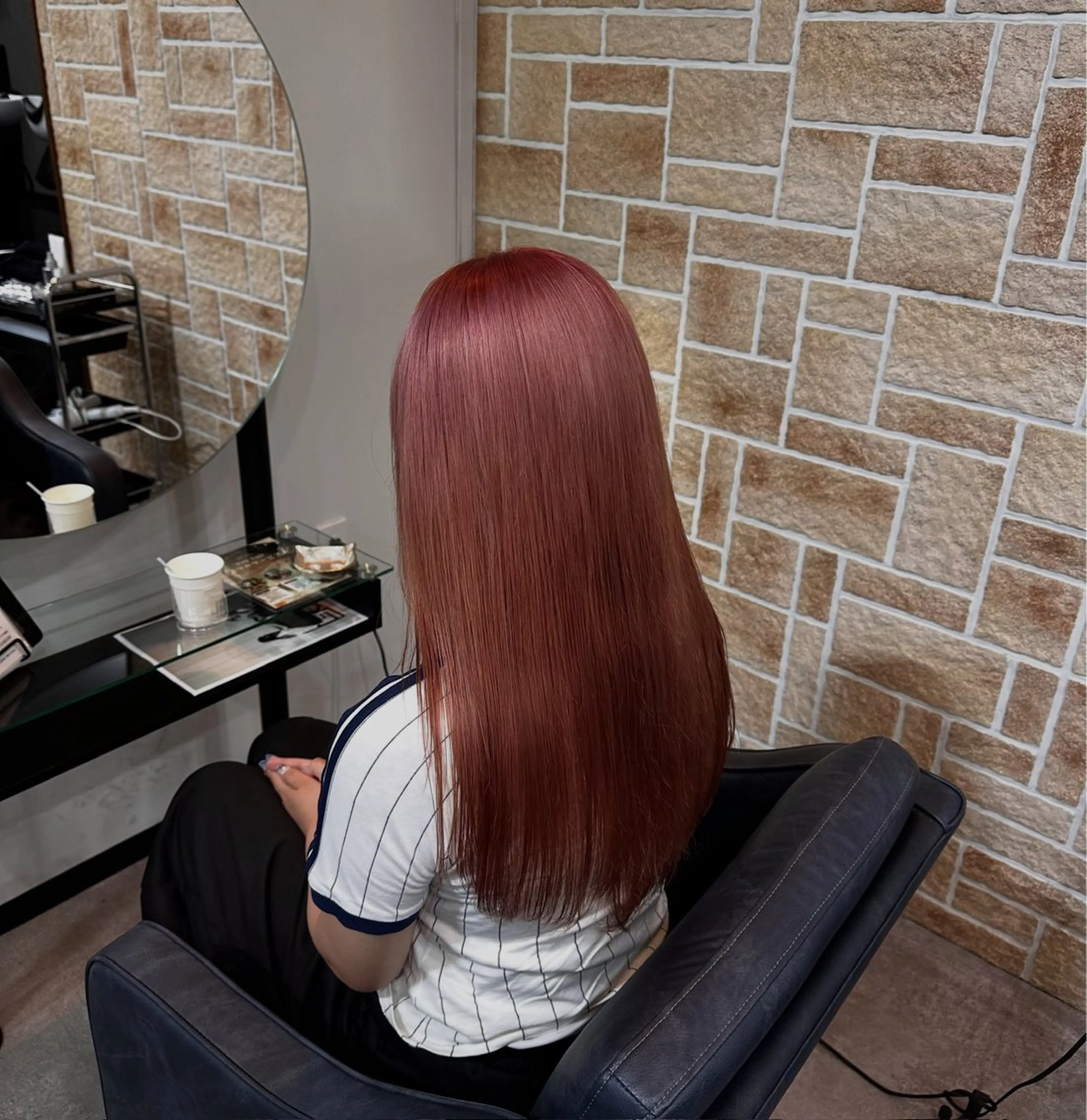 ロング ヘアカラー 栗谷 竜希のヘアスタイル