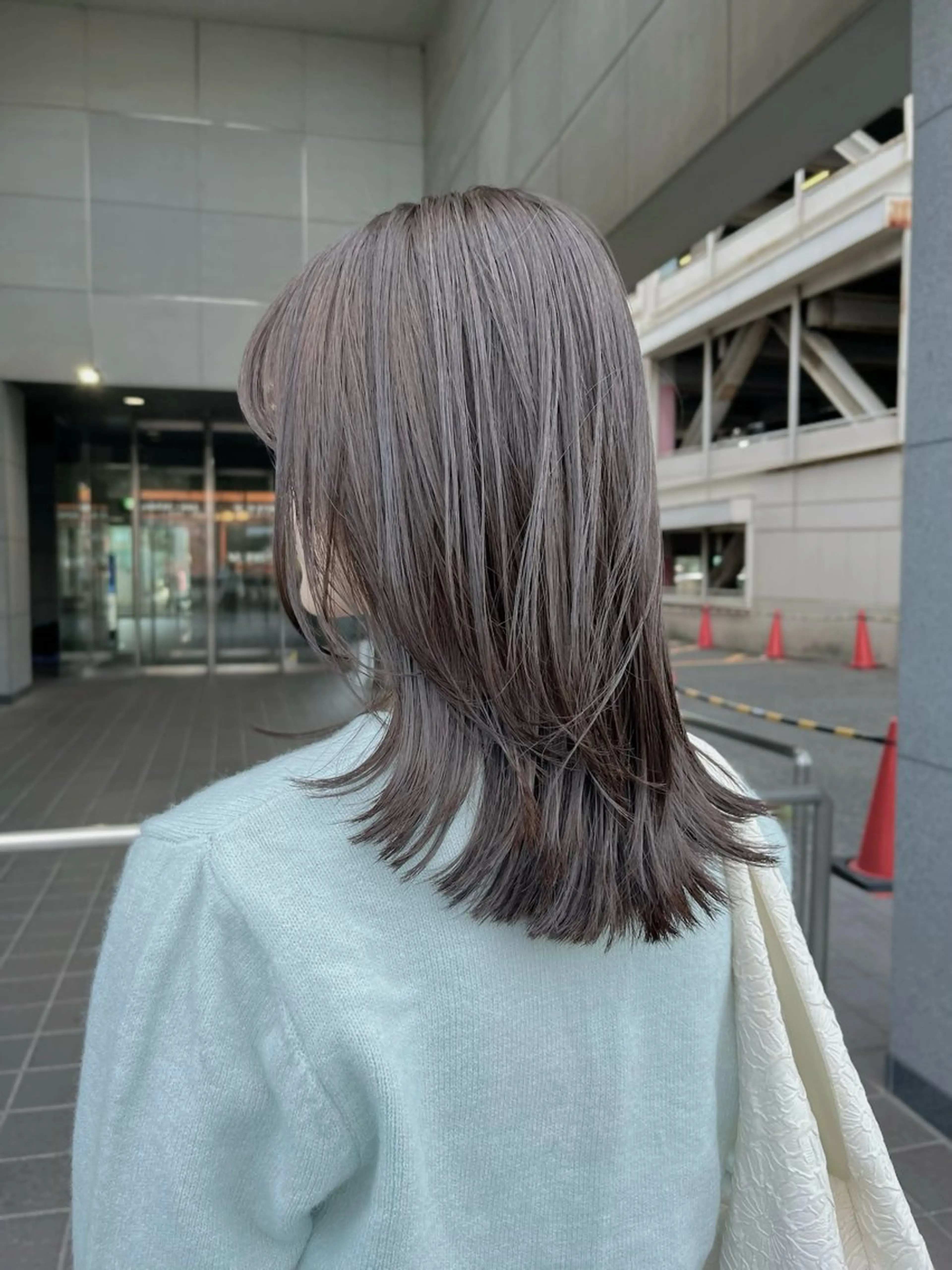 ミディアム レイヤーカット カット ヘアカラー YUI🍊 ボブ/メンズパーマのヘアスタイル