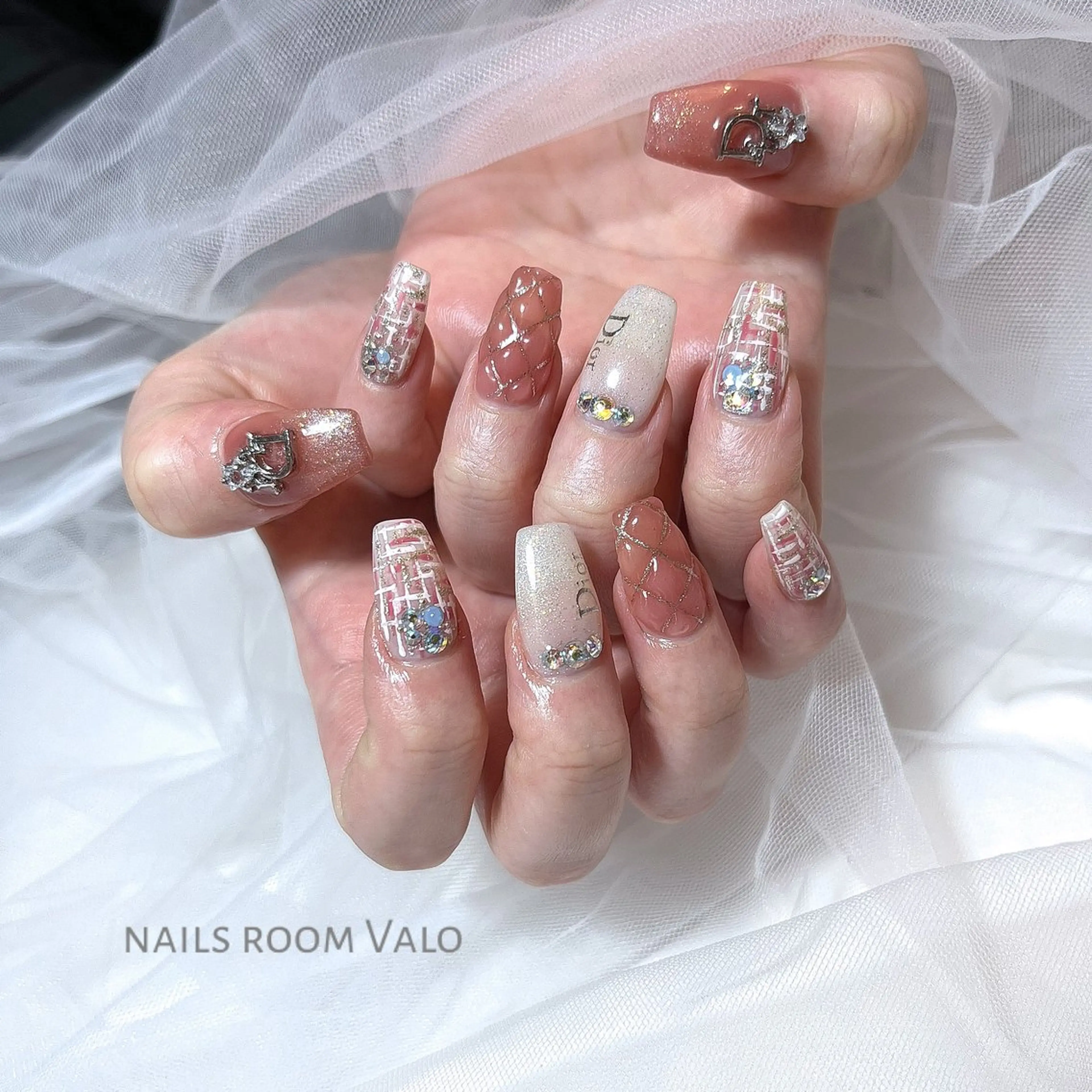 ネイル ハンドネイル nails room Valoのネイルデザイン
