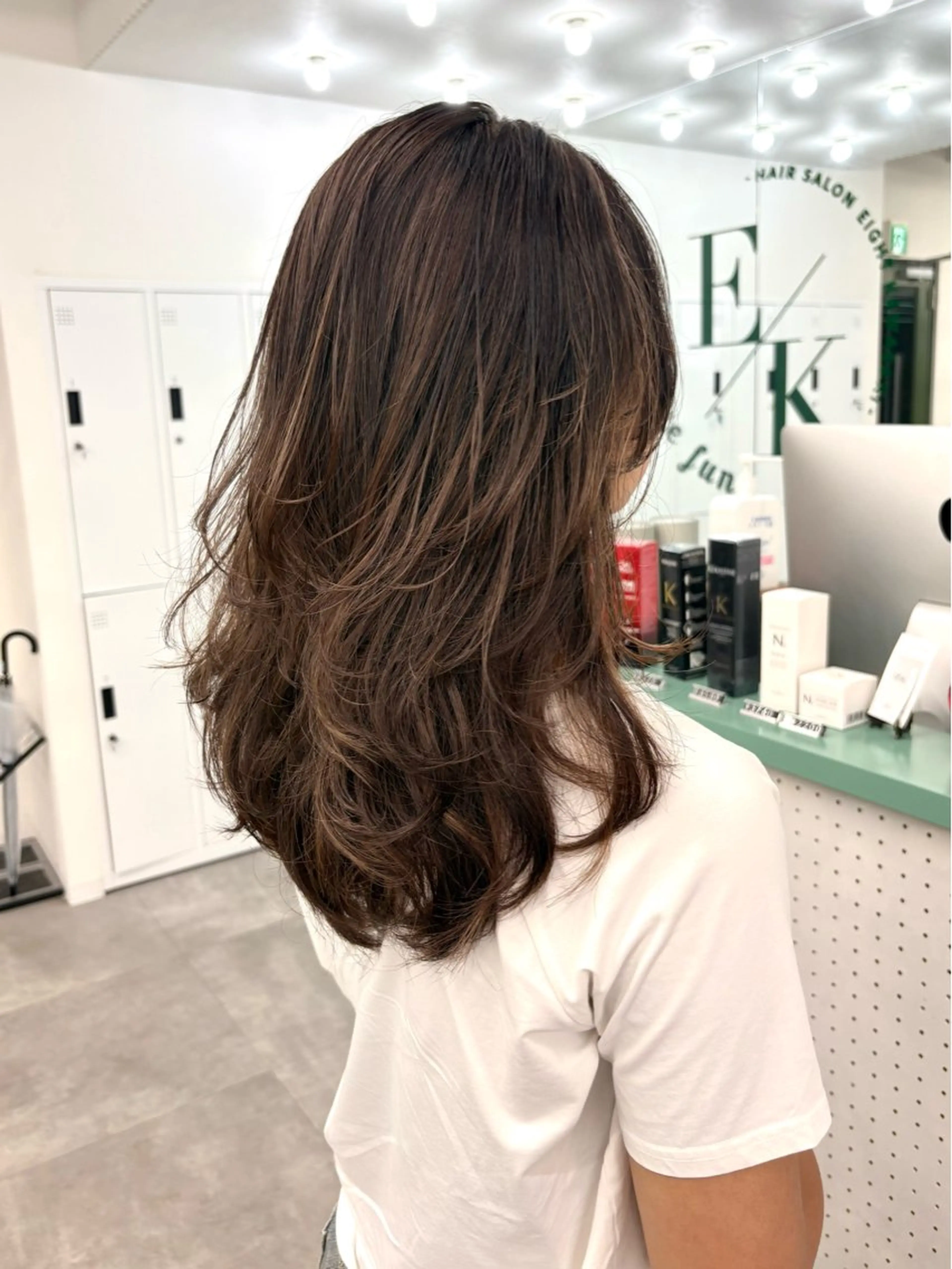 セミロング ハイライト カット ヘアカラー トリートメント Ⓜ︎iyu🌊/ハイ ライト/海外風カラーのヘアスタイル