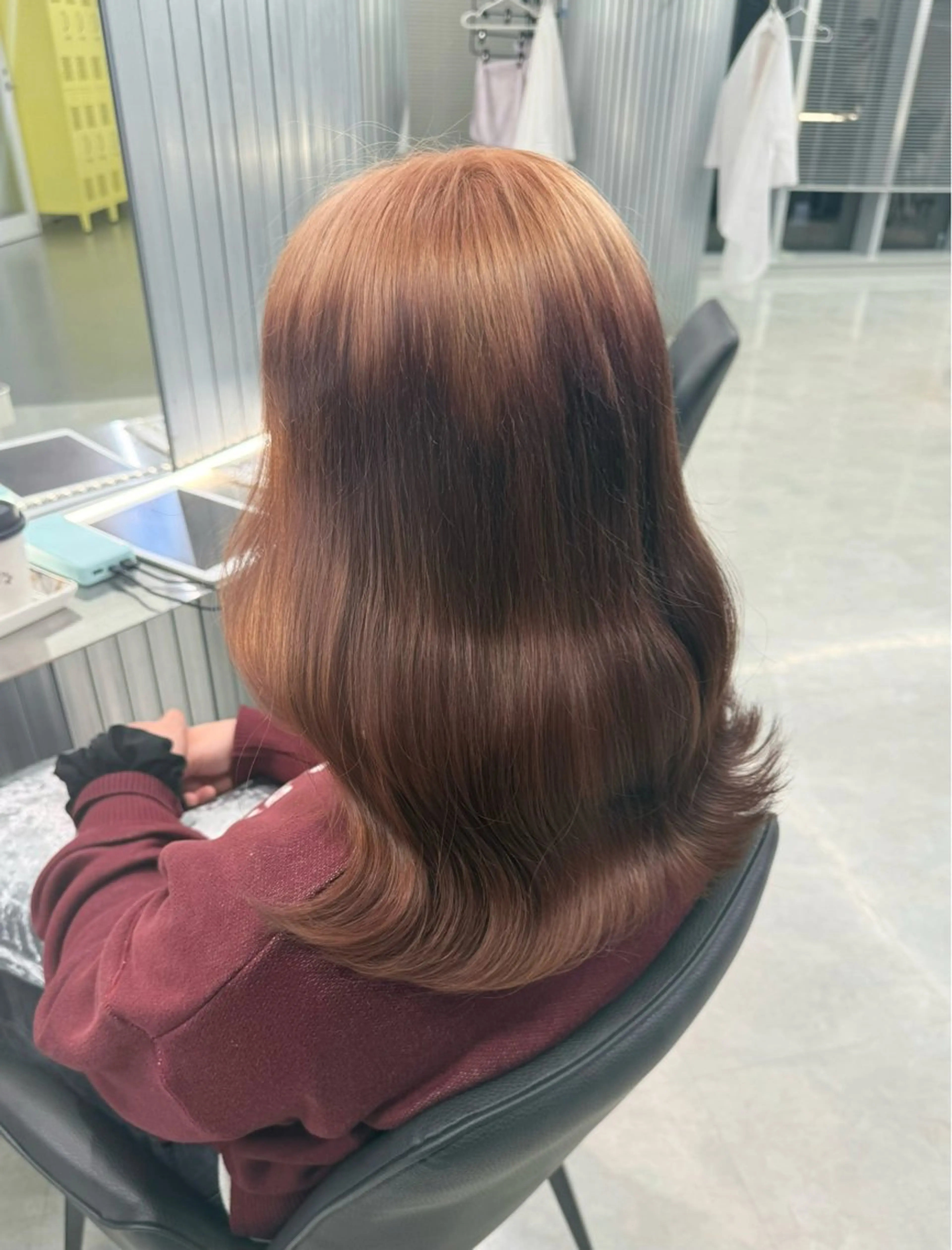 セミロング カラー ブラウンカラー オレンジ ヘアカラー Xena ria 衣織/ブリーチカラーのヘアスタイル