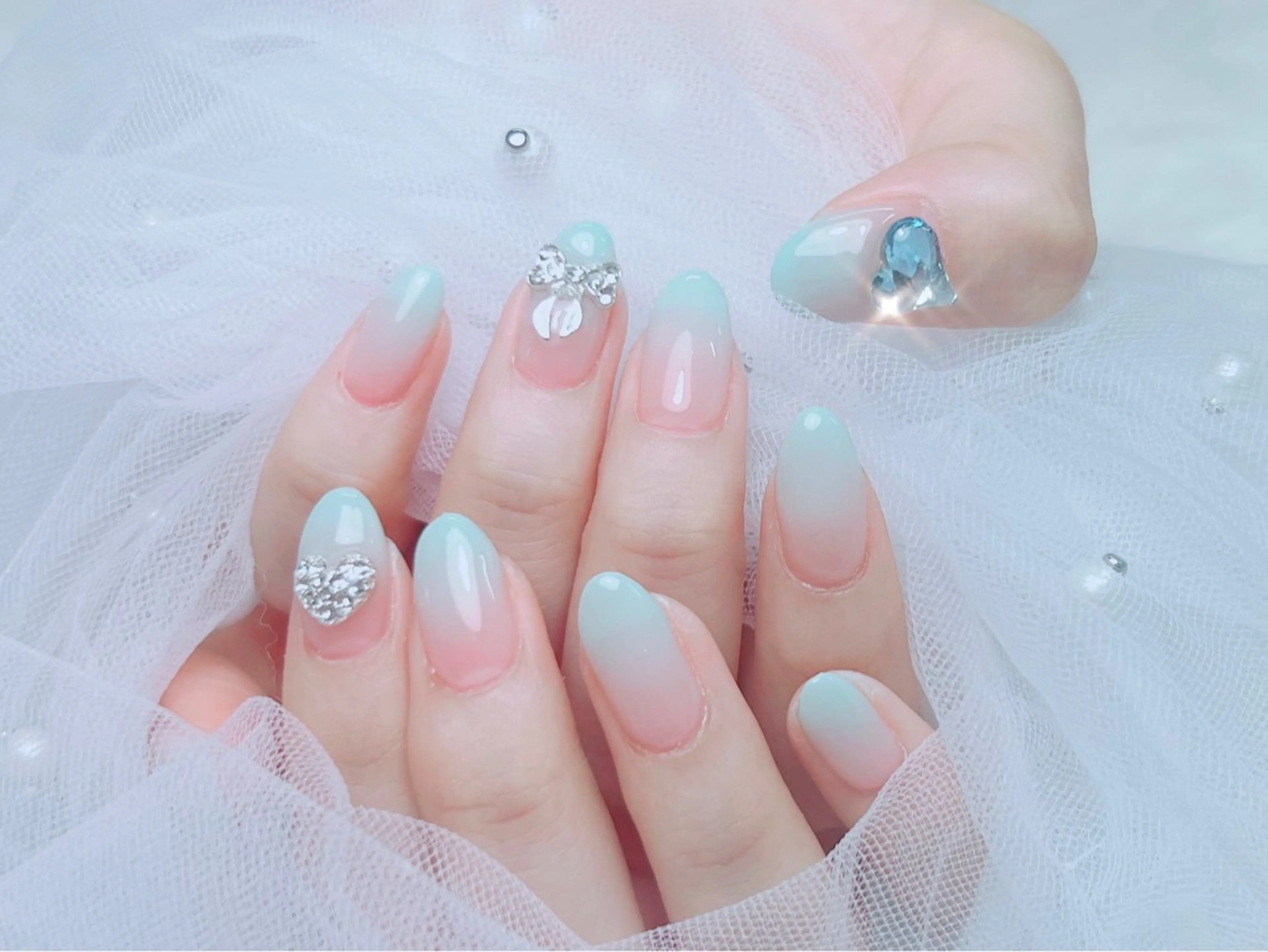 ネイル グラデーション Zz nail salonのネイルデザイン