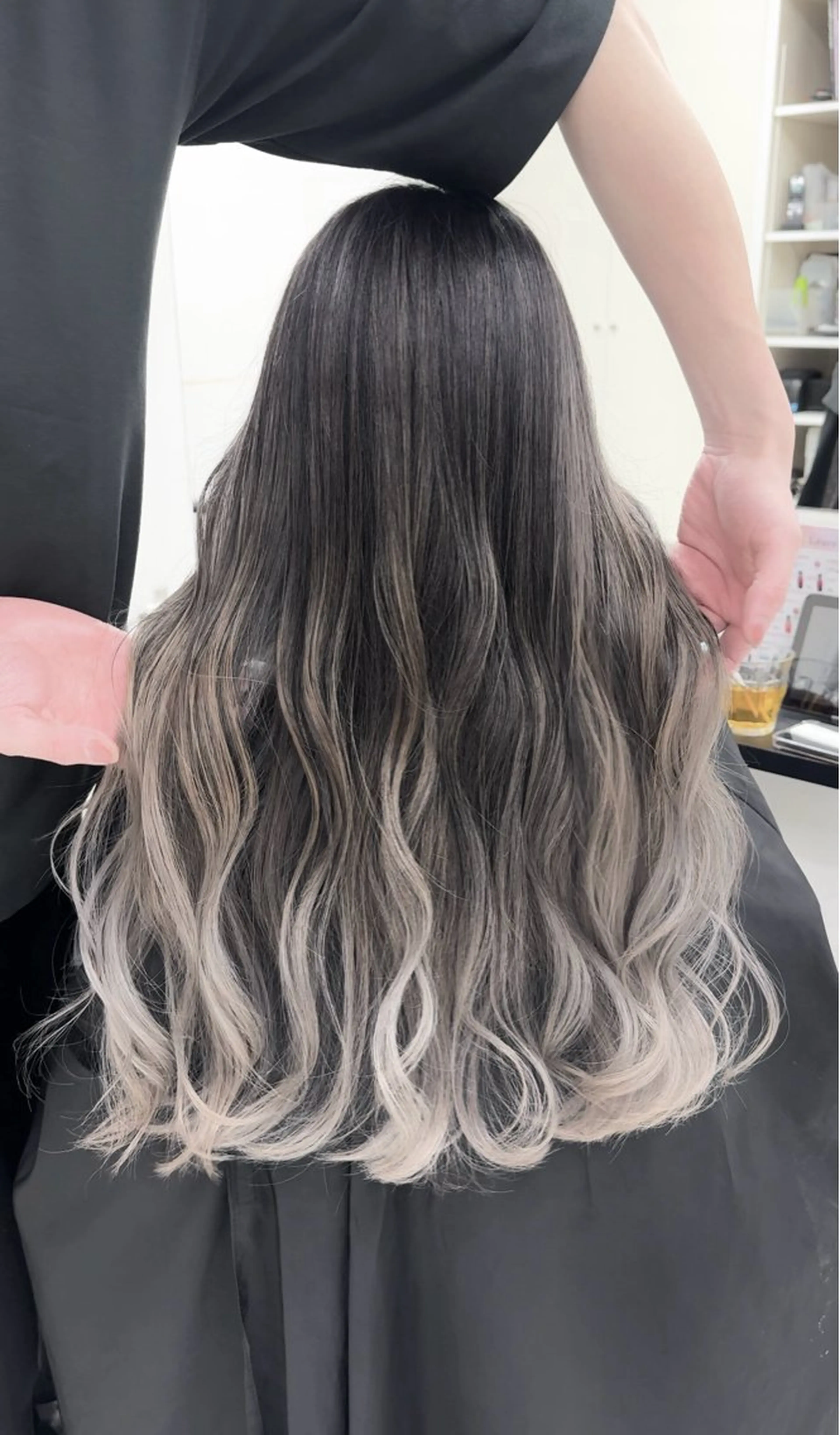 ロング カラー バレイヤージュ レイヤーカット カット ヘアカラー トリートメント ヘアセット Rikuto/原宿 /バレイヤージュのヘアスタイル
