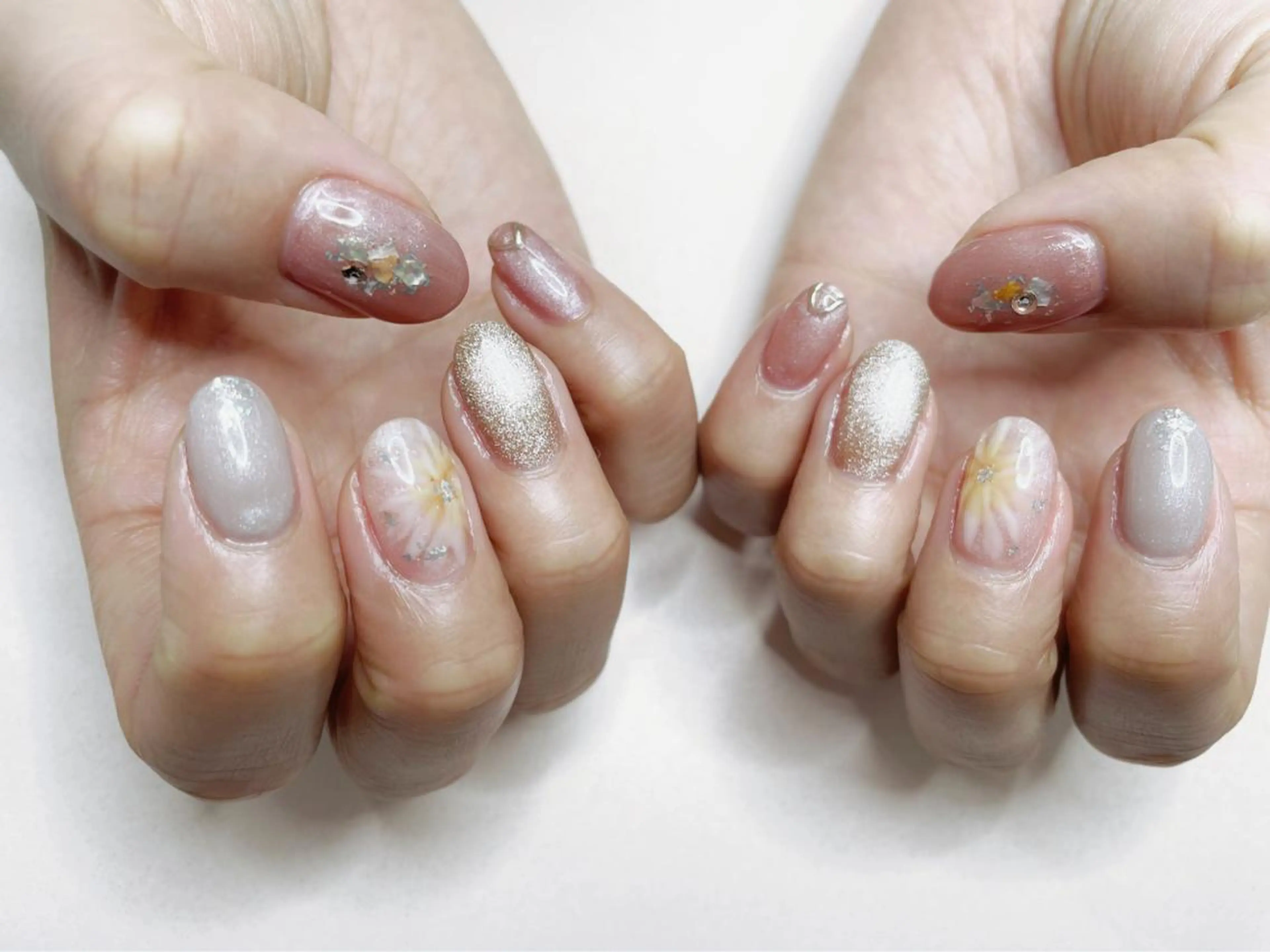 ネイル privatesalon_ILDOR所属・Salon ILDOR のマツエク・マツパデザイン