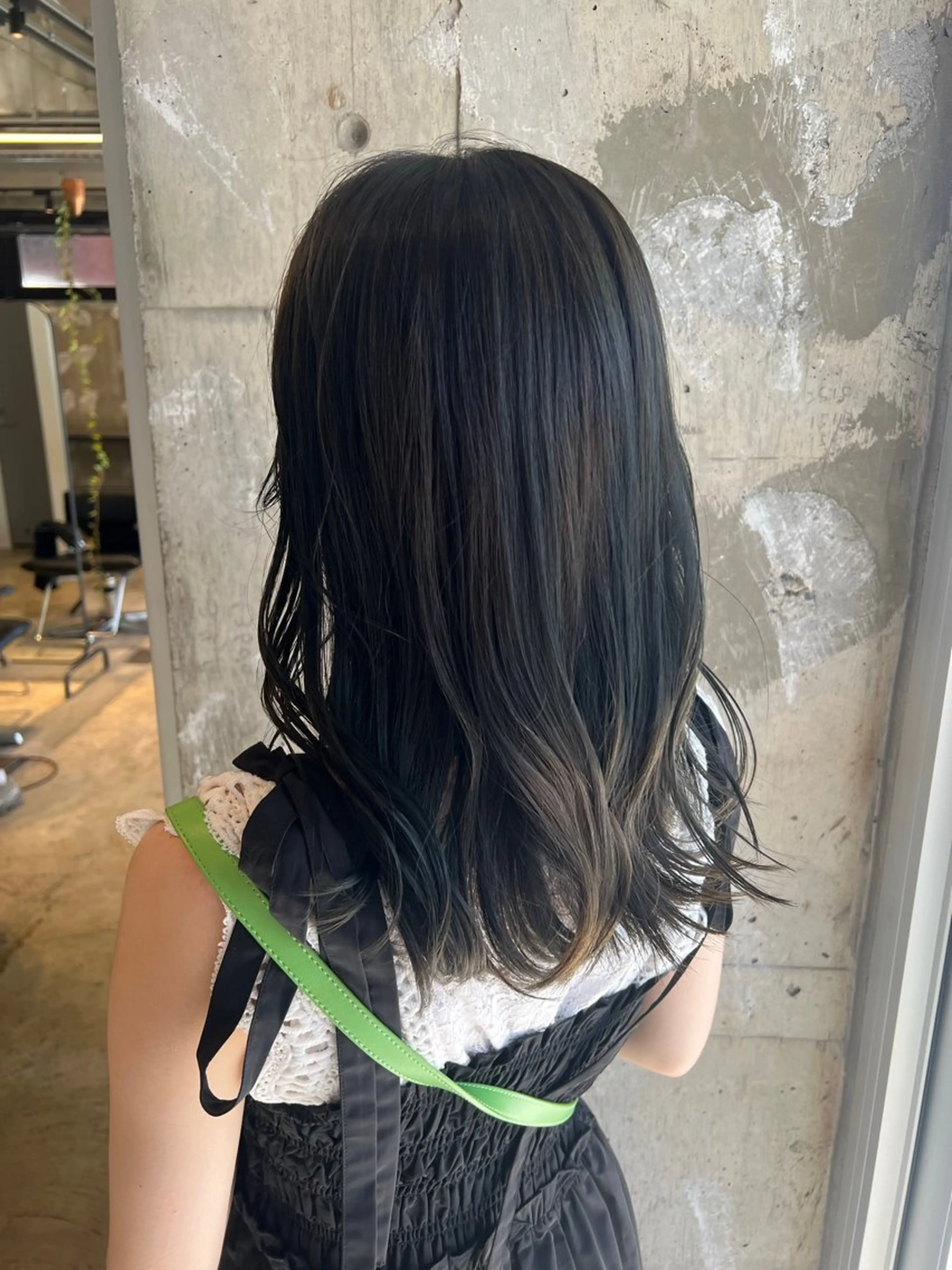 ミディアム カラー piilo. かわい  なつみのヘアスタイル