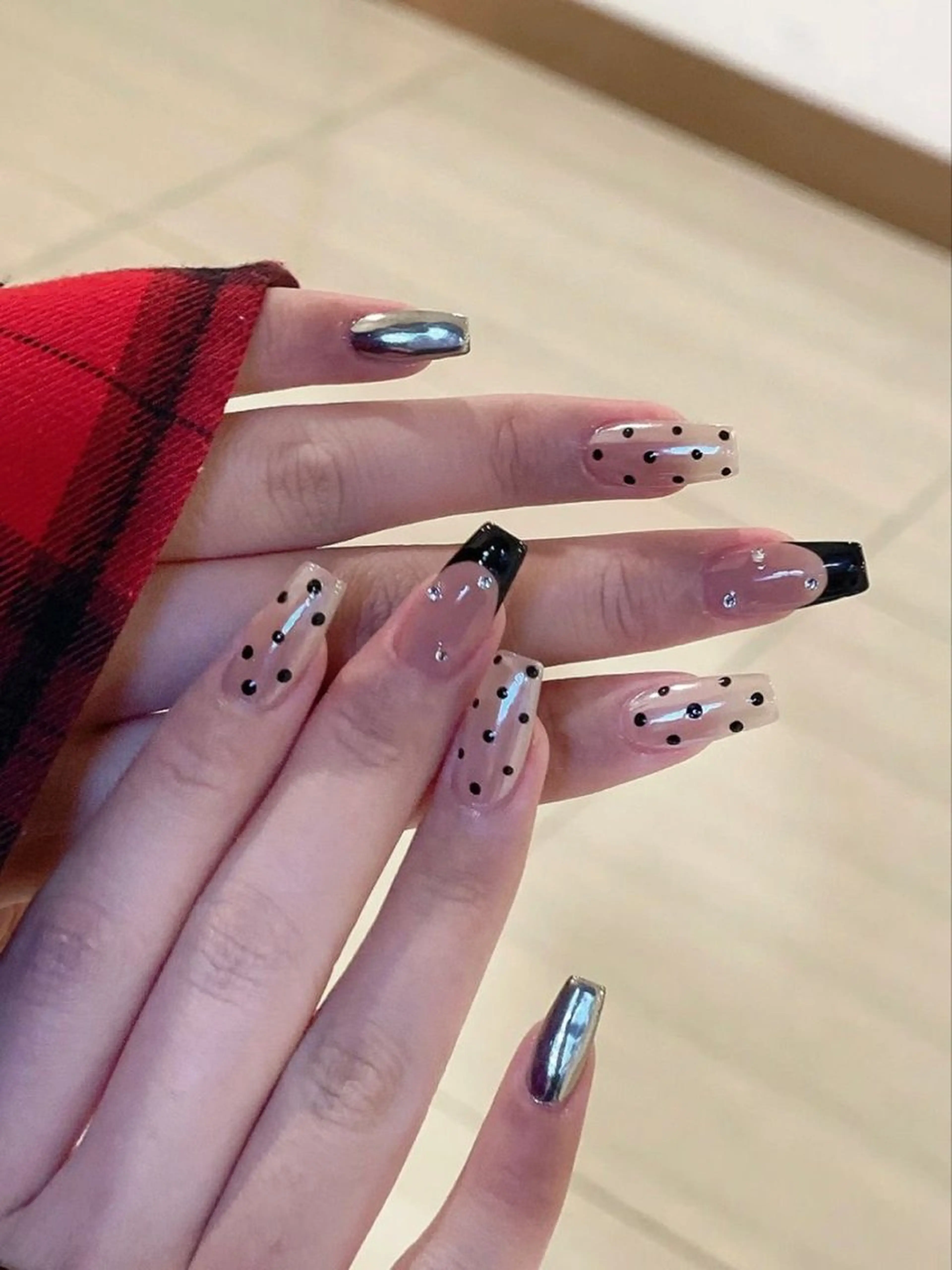 [長さ出し10本]🍒ジェル6本アートパーツ付け放題🉐8840￥の写真