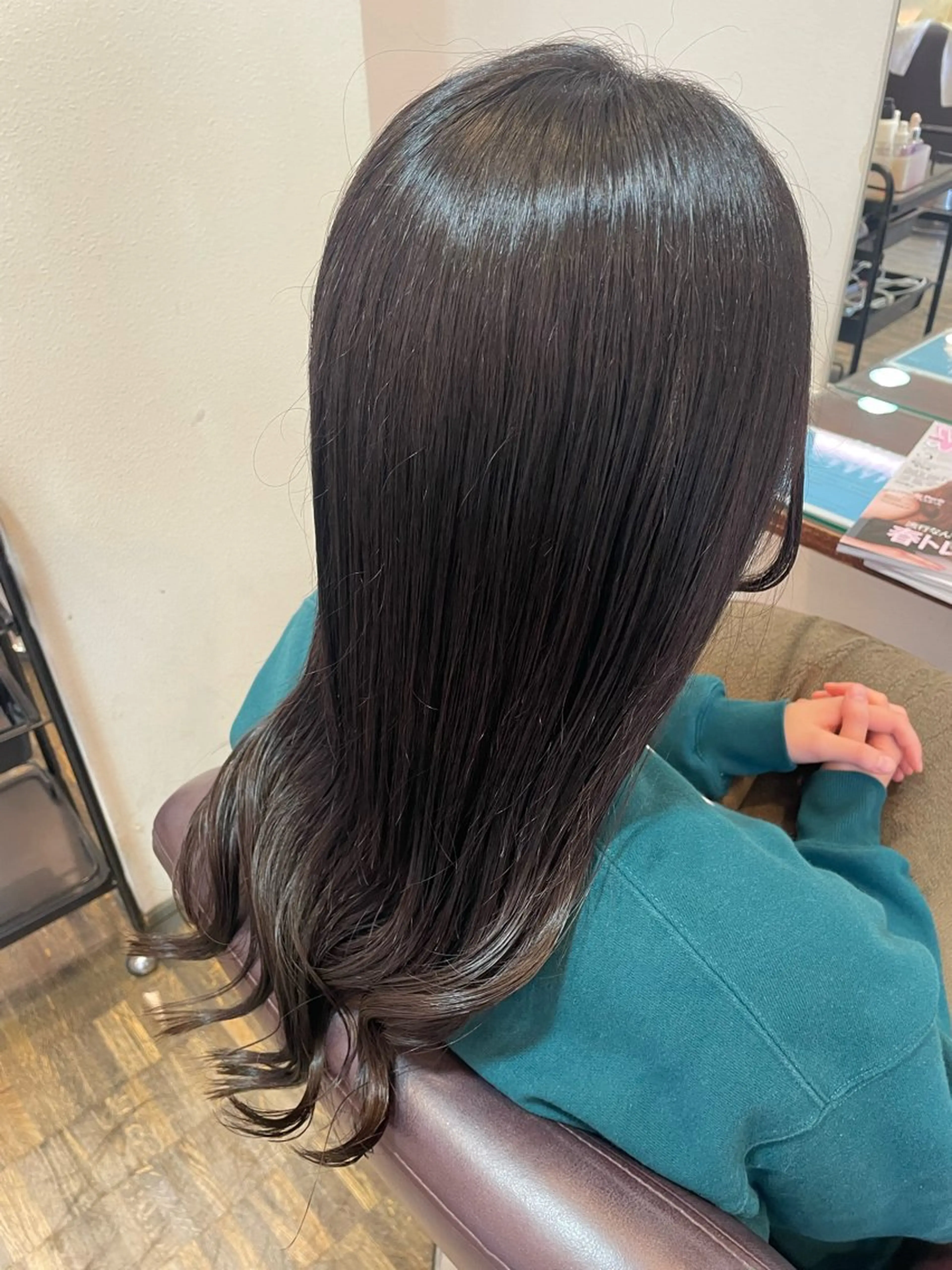 ロング 平 真亜里のヘアスタイル