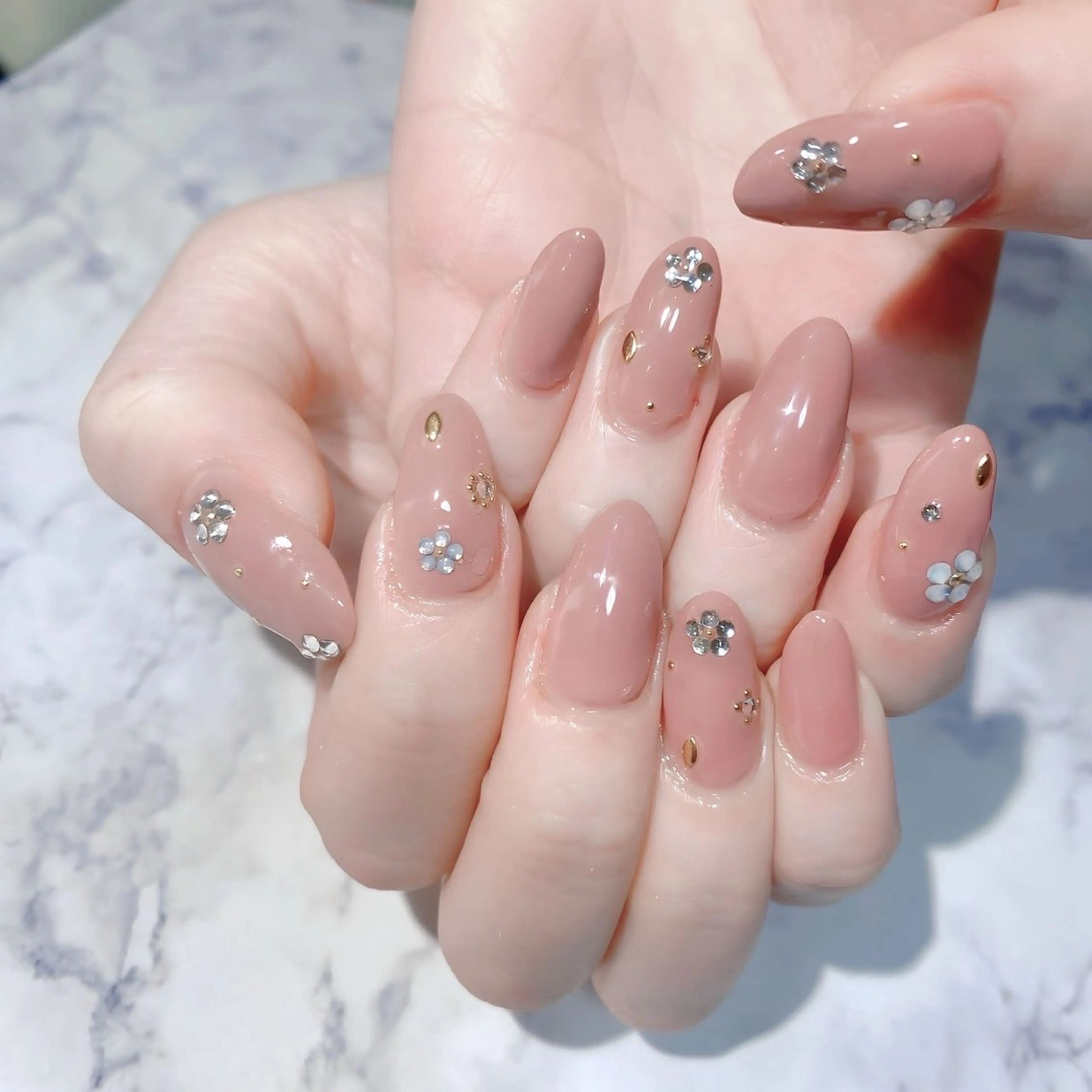 ネイル アートネイル Nail Rest所属・NailRest 渡邉弥生のネイルデザイン
