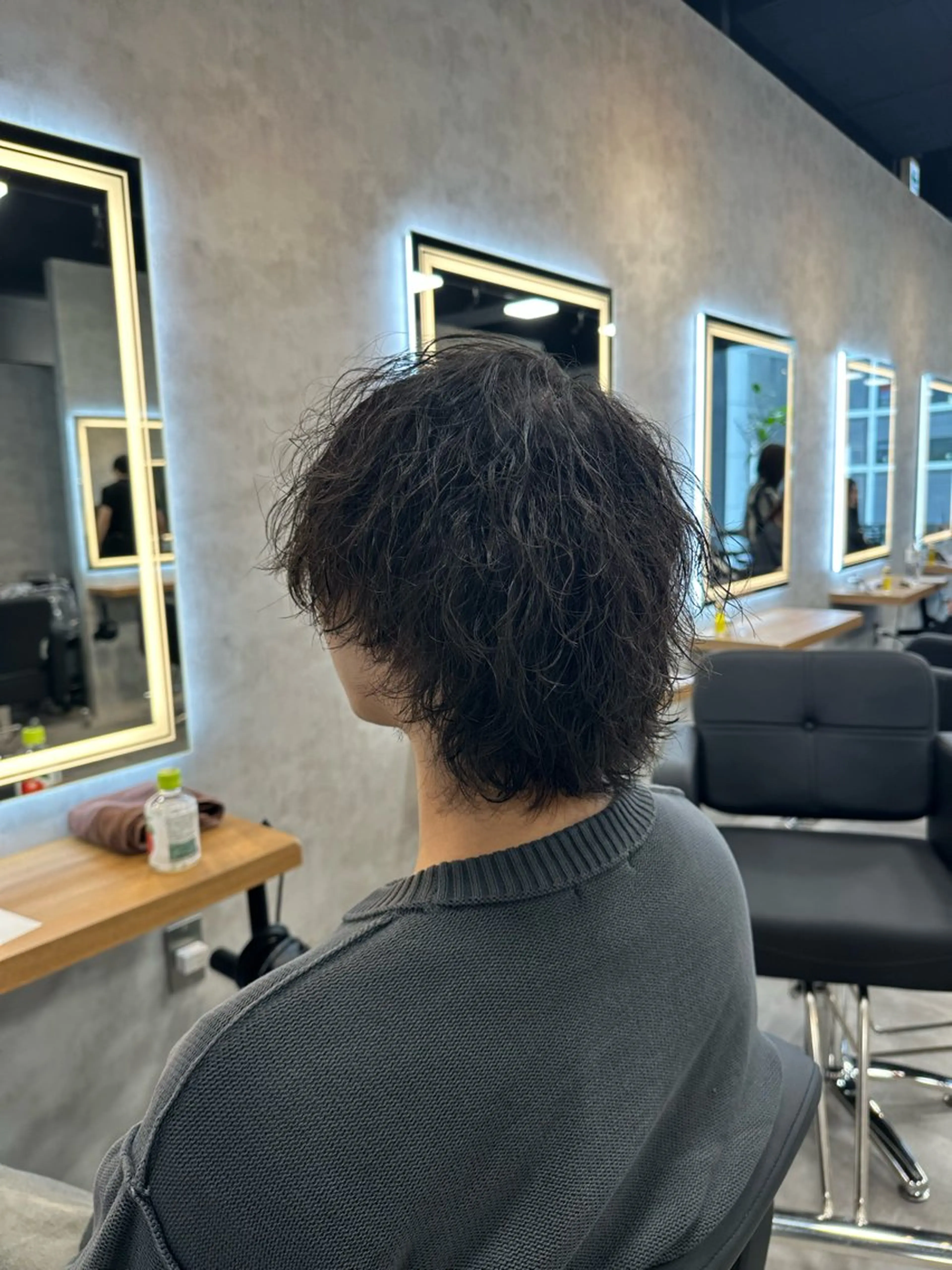 ショート パーマ メンズ 波巻きパーマ メンズウルフカット ウルフカット カット パーマ 札幌メンズヘア指名 No.1光👑👑のヘアスタイル