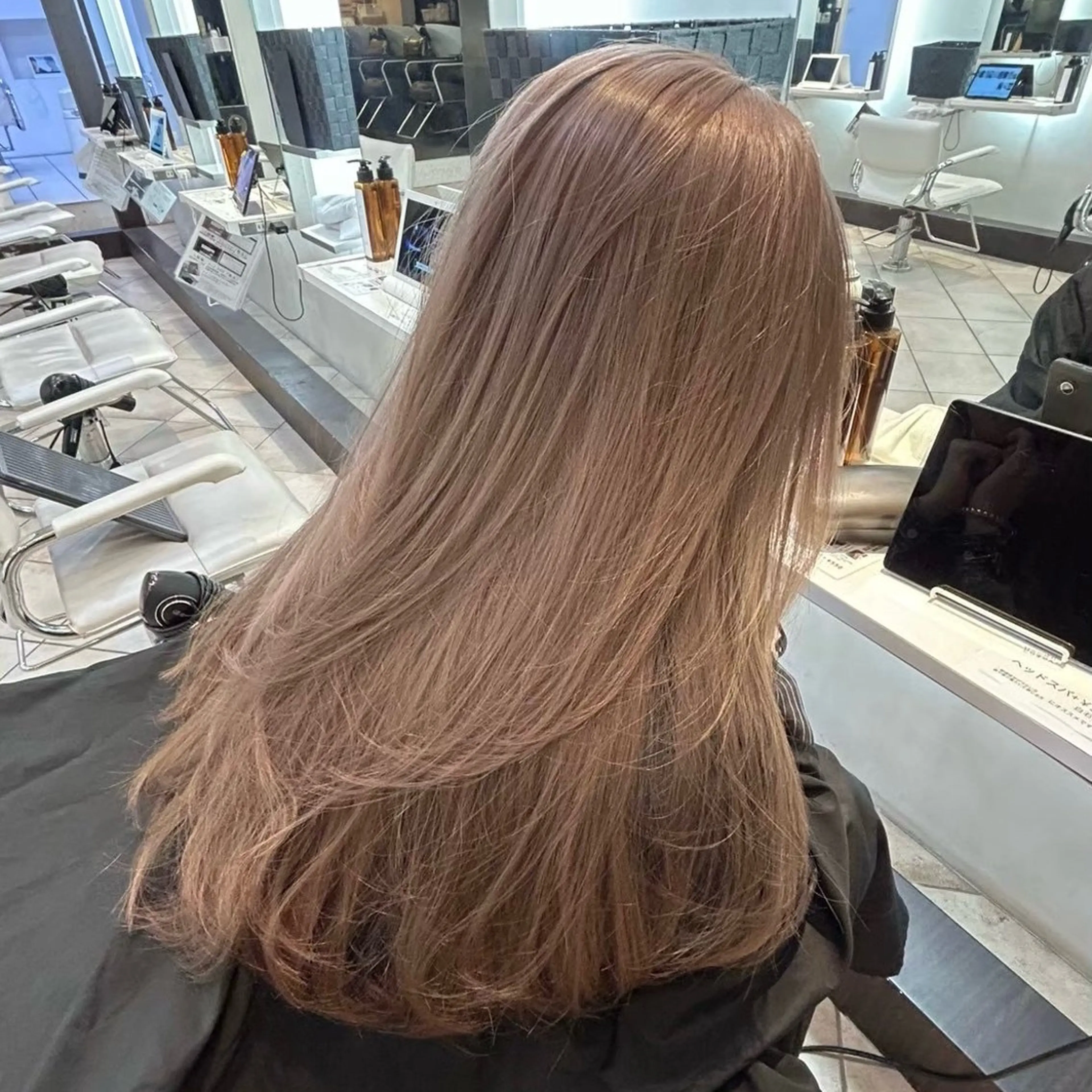 カラー カット 🎀透明感カラー特化 清水星花🎀のヘアスタイル