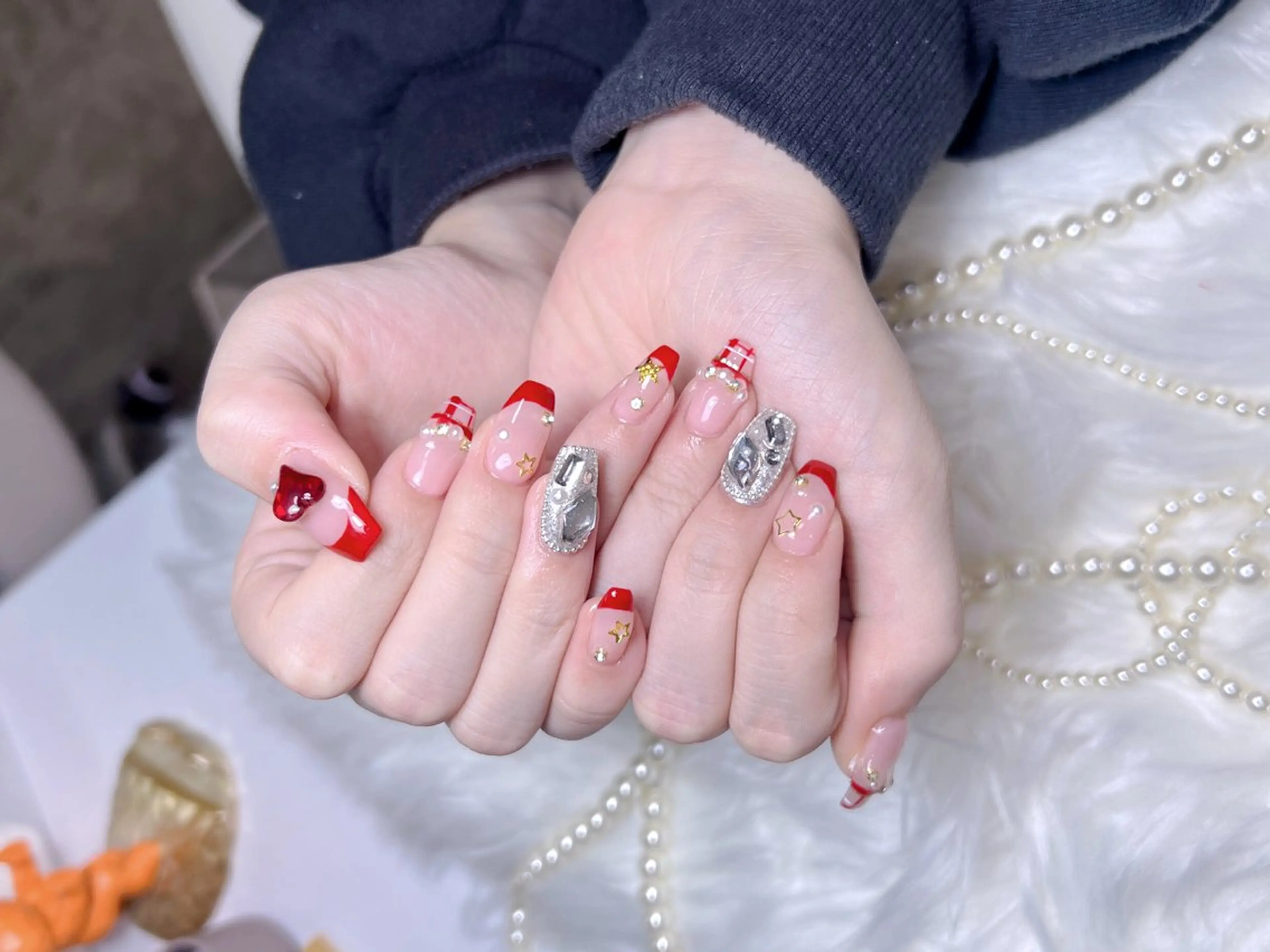 ネイル 長さ出し フレンチネイル ガラスフレンチ キラキラネイル マグネットネイル ハンドネイル Moa nailのネイルデザイン