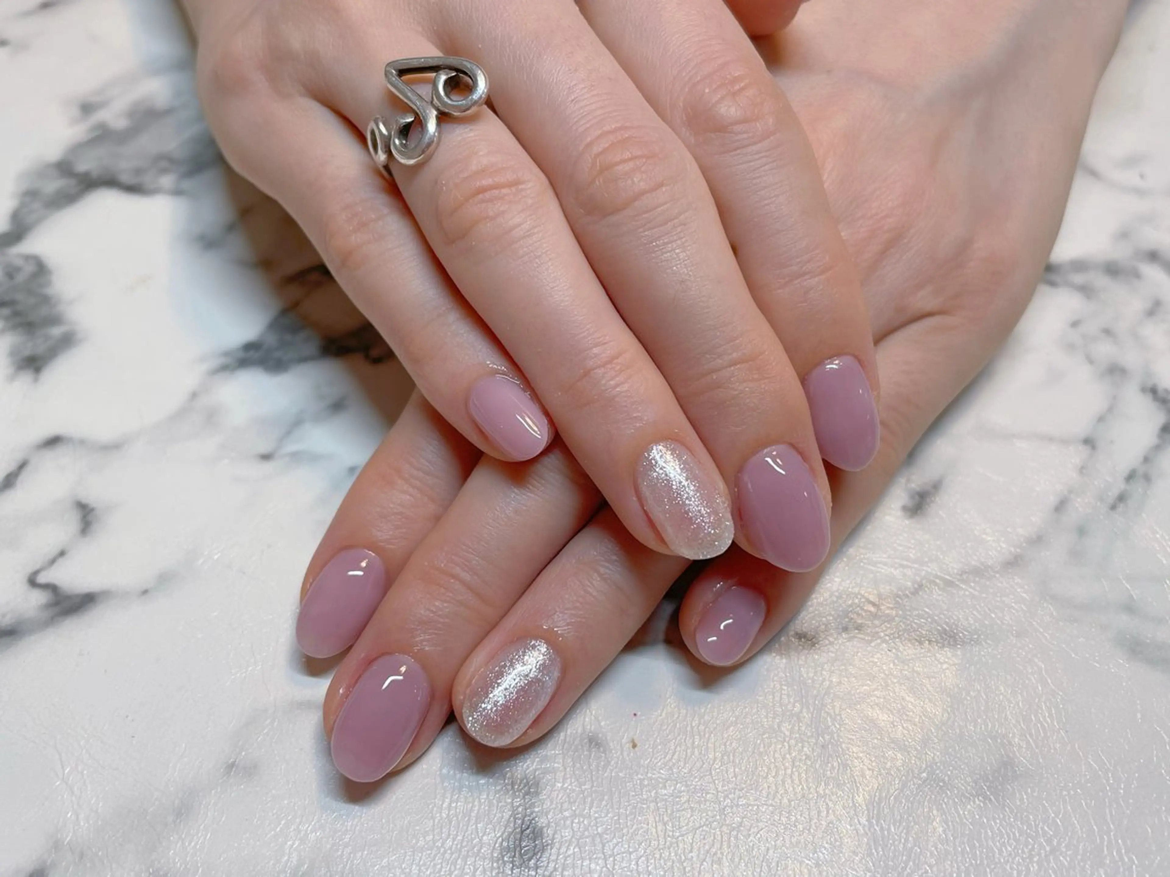 ネイル ラメ(グリッター) ハンドネイル エン Nail salonのネイルデザイン