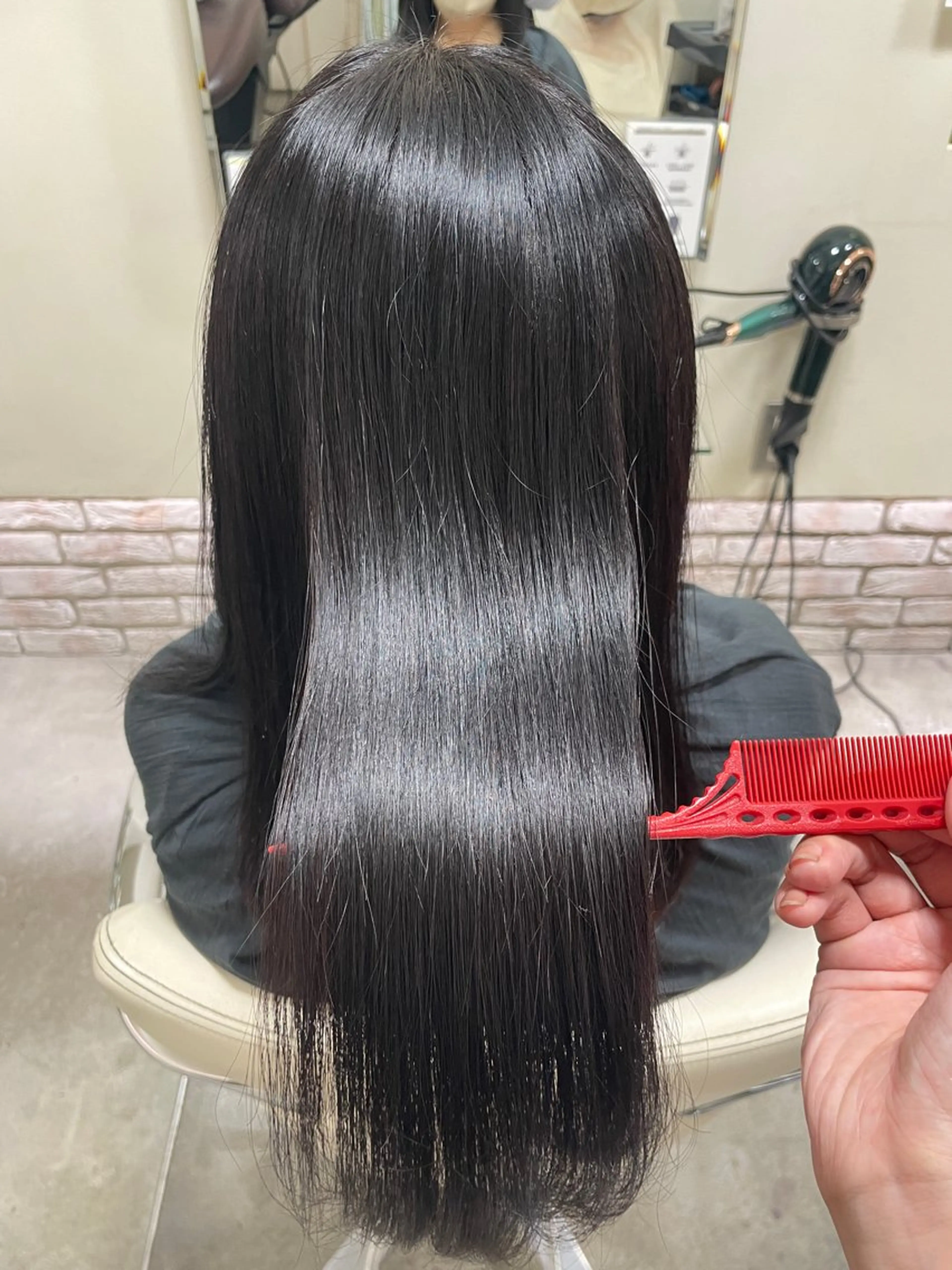 セミロング トリートメント カット ヘアメイクニューヨーク根津店所属・リニューアルオープン ☆根津店齋藤のヘアスタイル