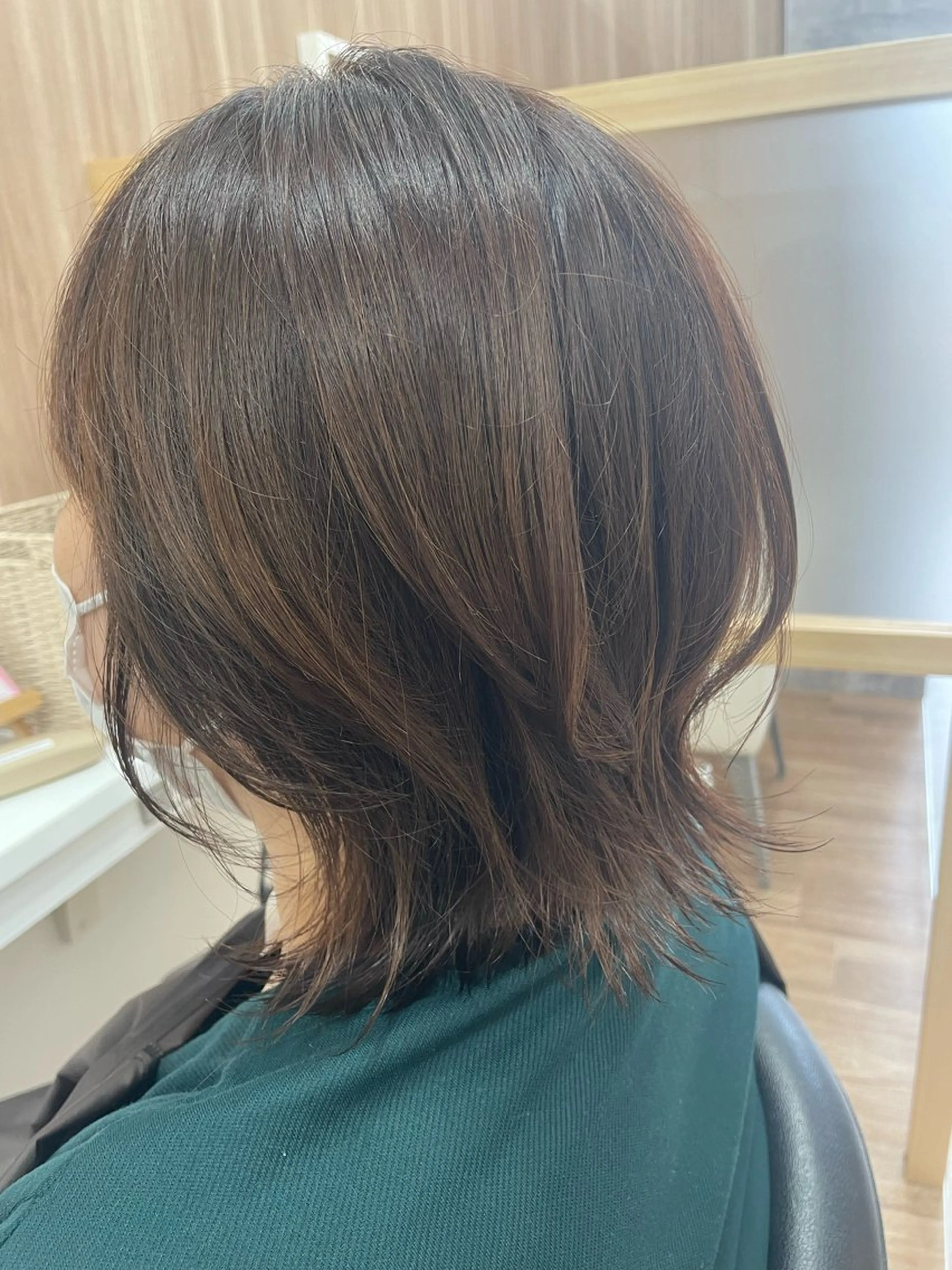 ミディアム カット ヘッドスパ 葭葉 久美子のヘアスタイル