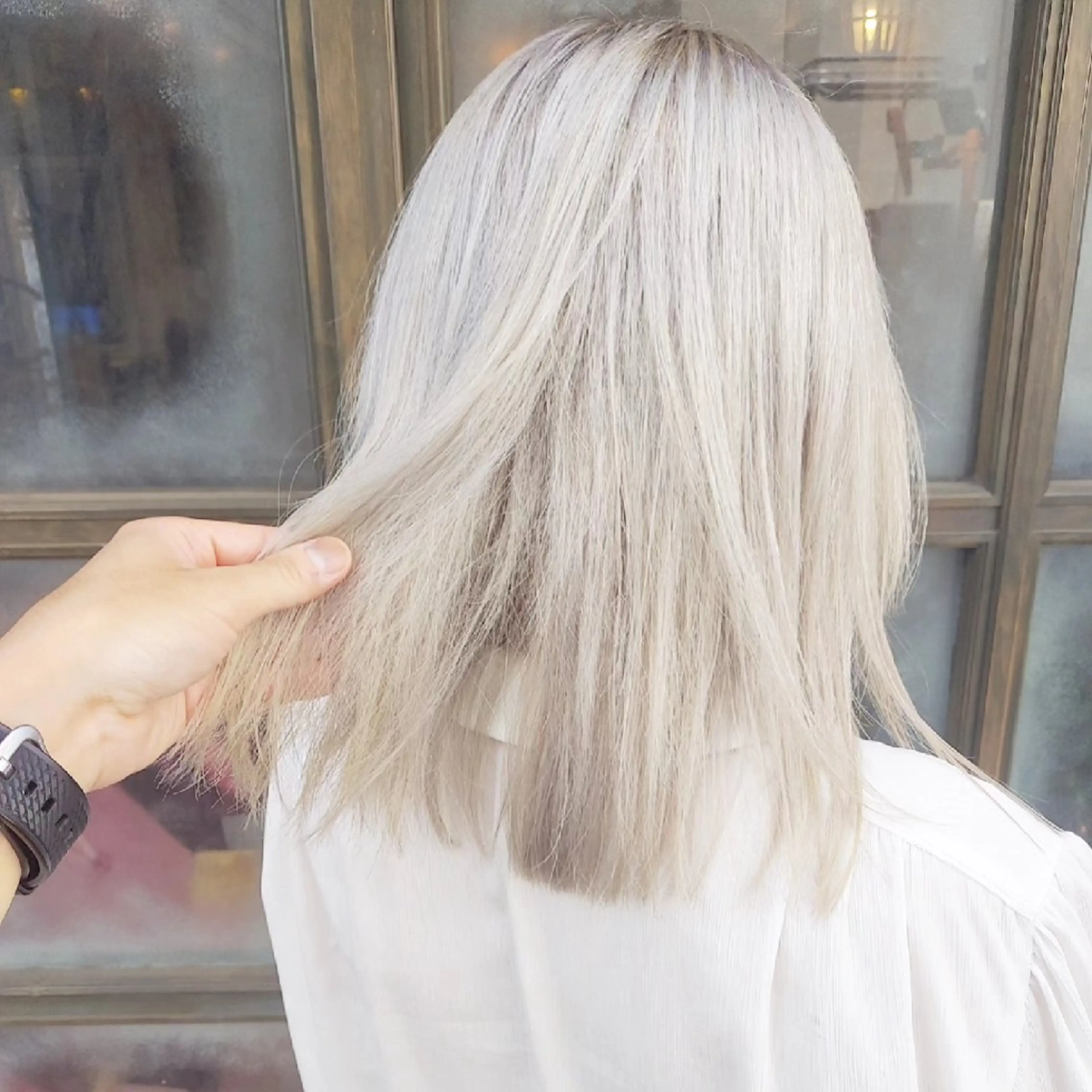 カラー ミディアム ヘアカラー トリートメント grow上野御徒町【グロウ】所属・ブリーチ・ハイトーン 特化🎉内山のヘアスタイル